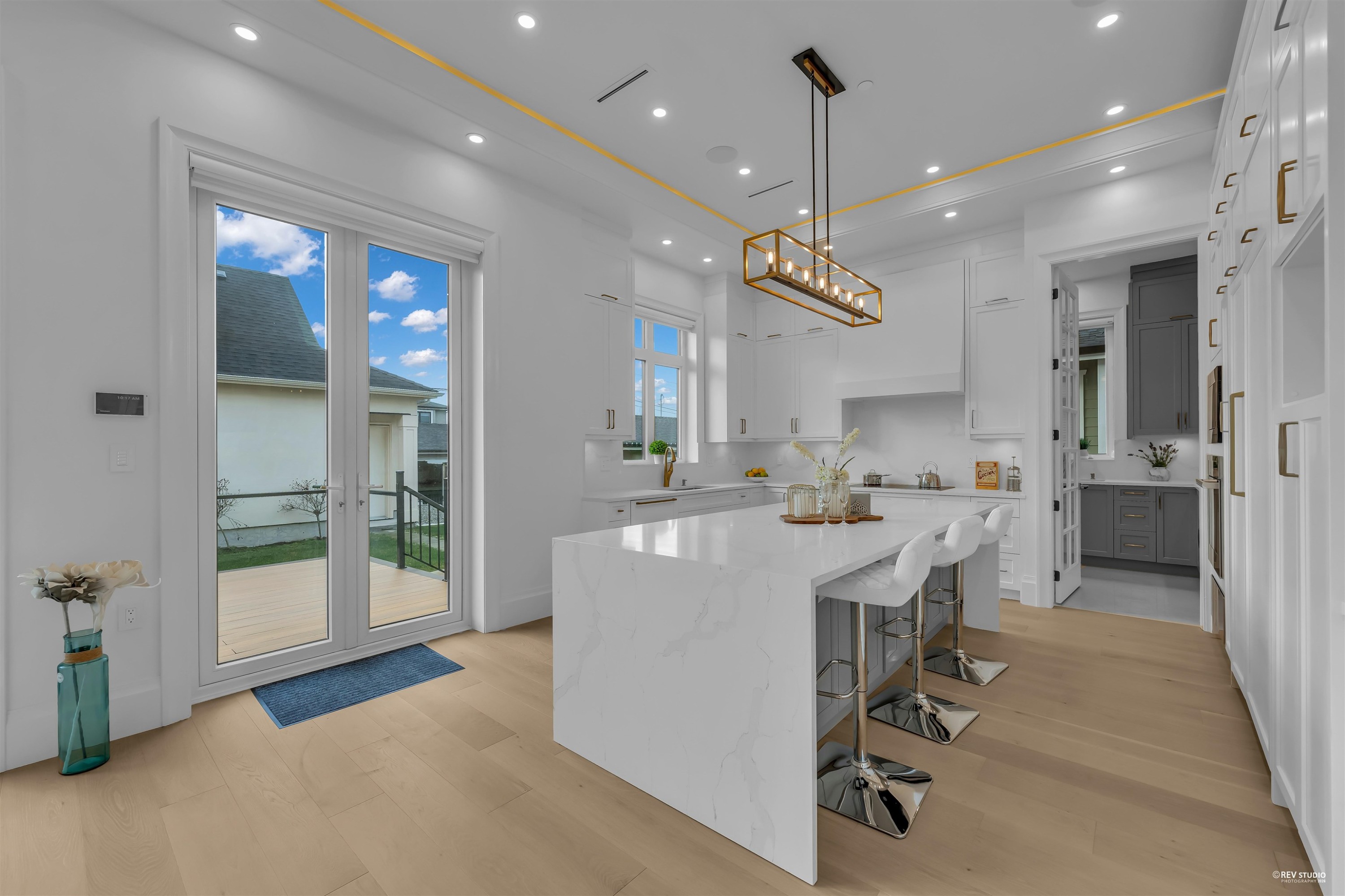 2246 20Th Avenue W, Vancouver, BC