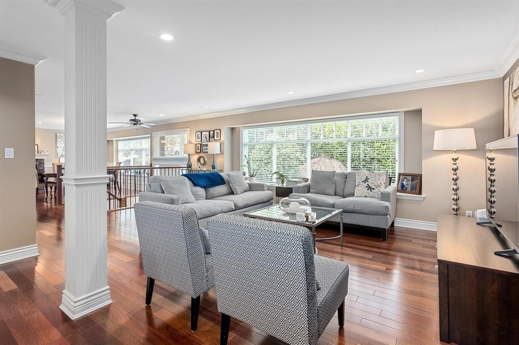 1122 Rochester Avenue, Coquitlam, BC