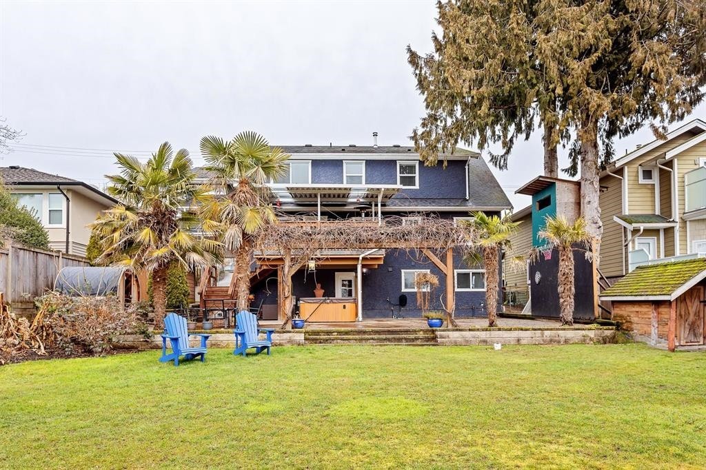 1122 Rochester Avenue, Coquitlam, BC