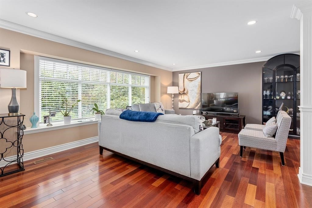 1122 Rochester Avenue, Coquitlam, BC