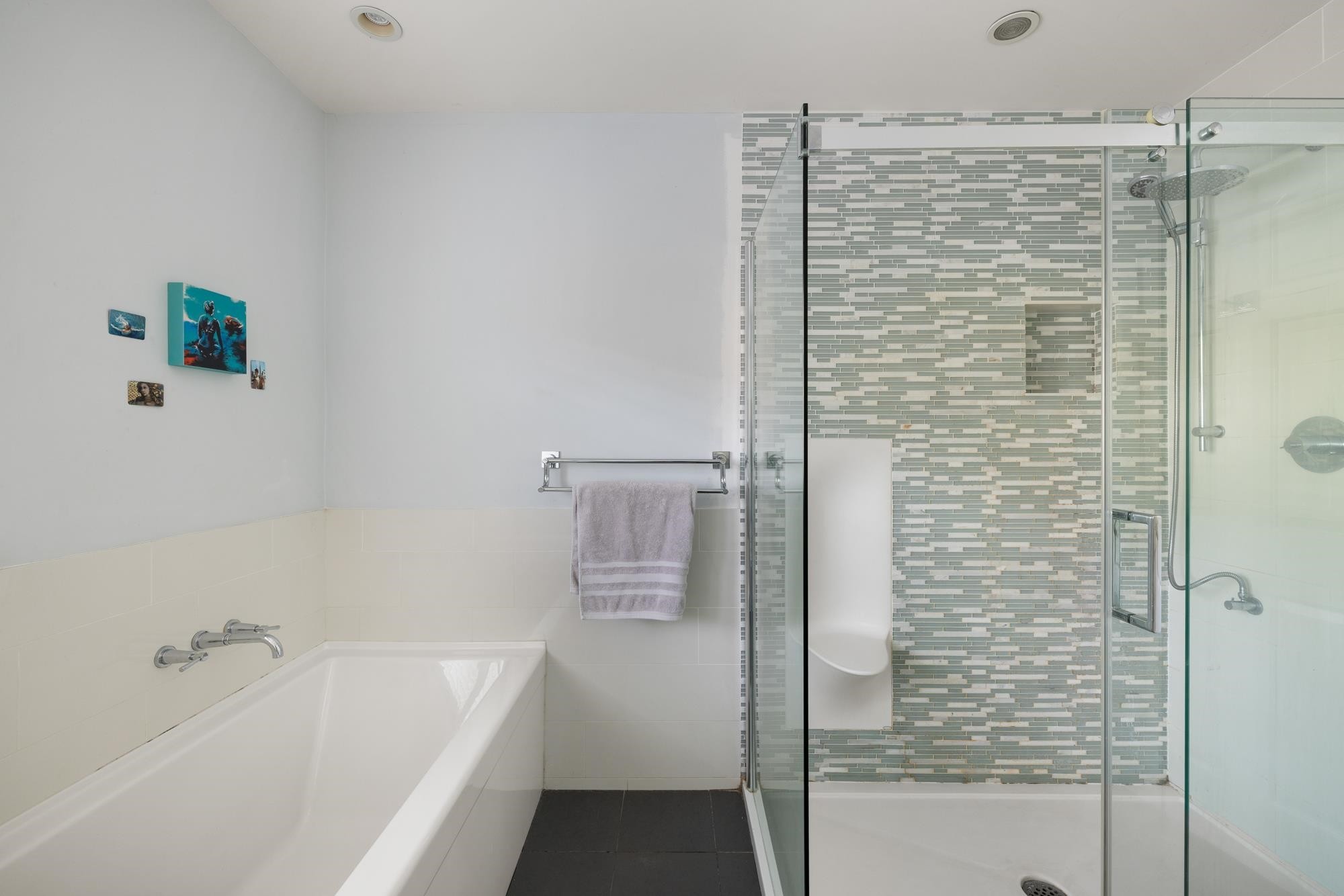 2346 Westhill Drive, West Vancouver, BC