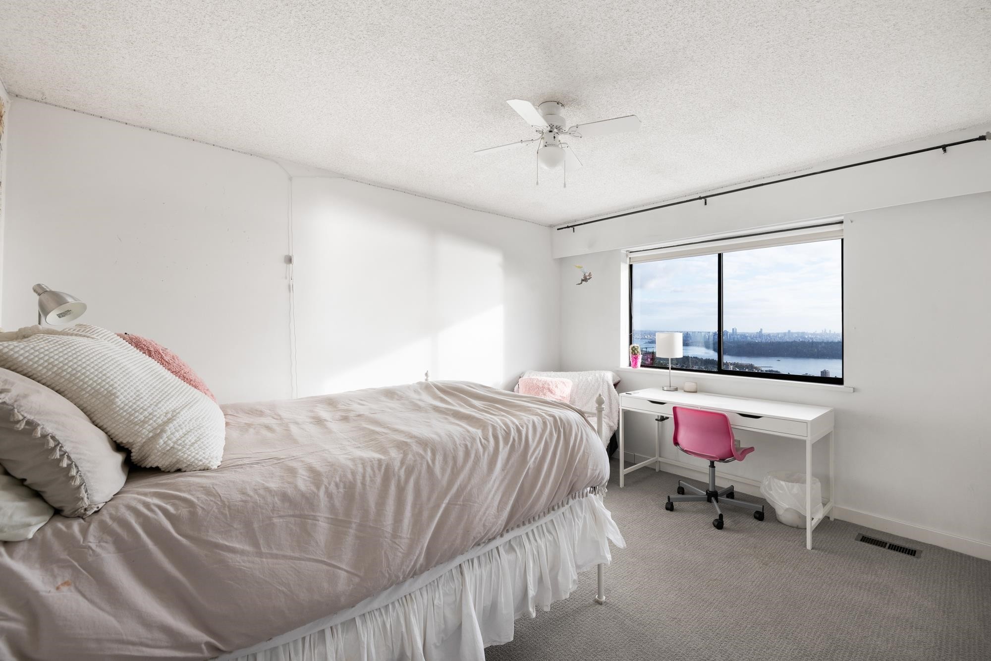 2346 Westhill Drive, West Vancouver, BC