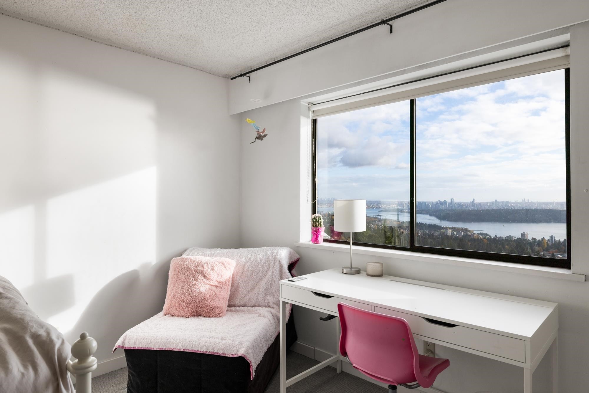 2346 Westhill Drive, West Vancouver, BC