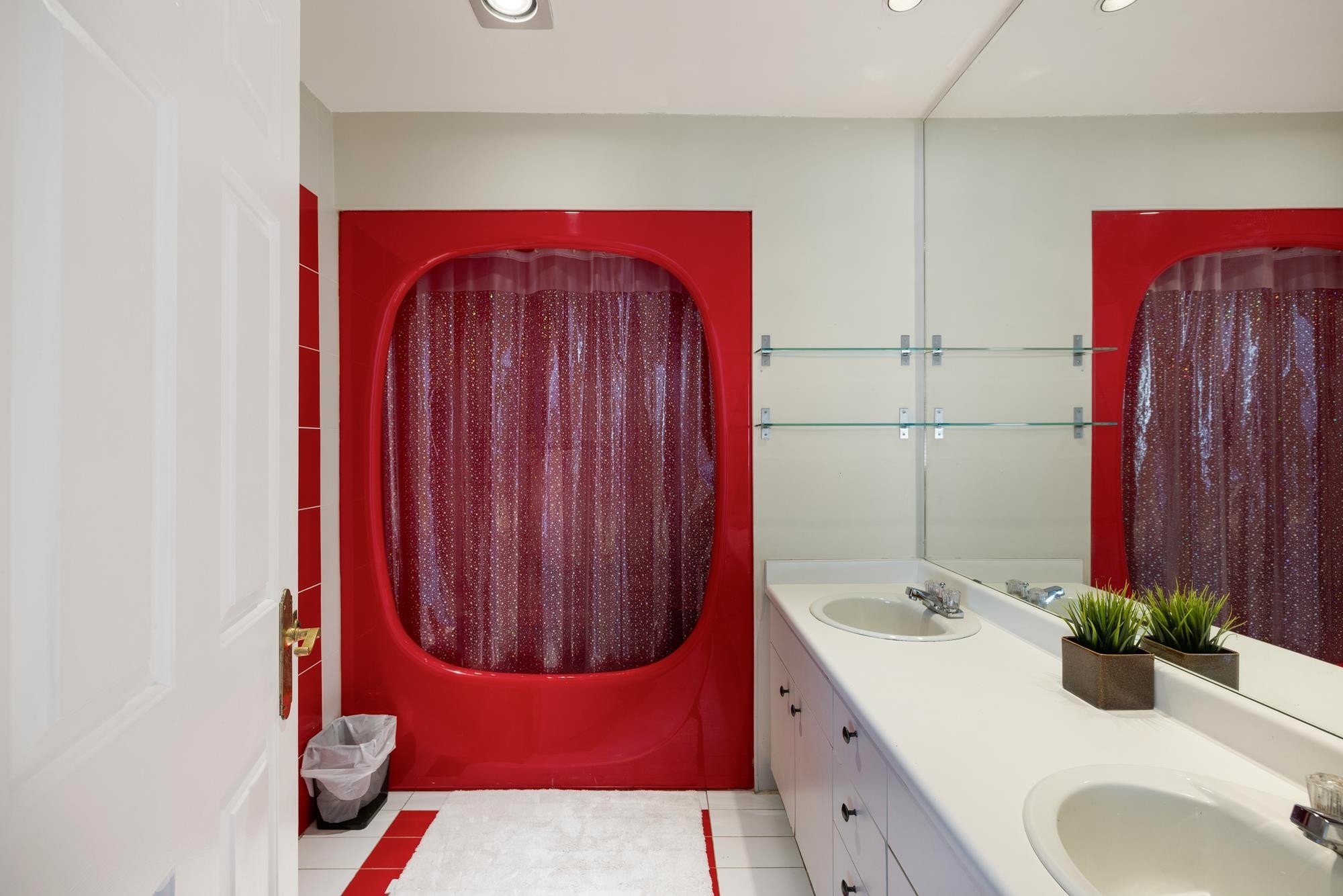 2346 Westhill Drive, West Vancouver, BC