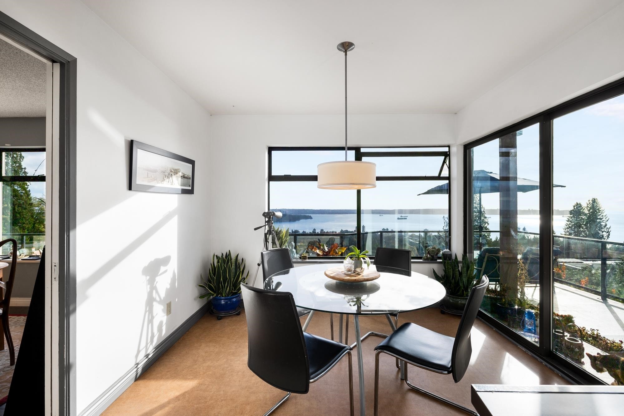 2346 Westhill Drive, West Vancouver, BC