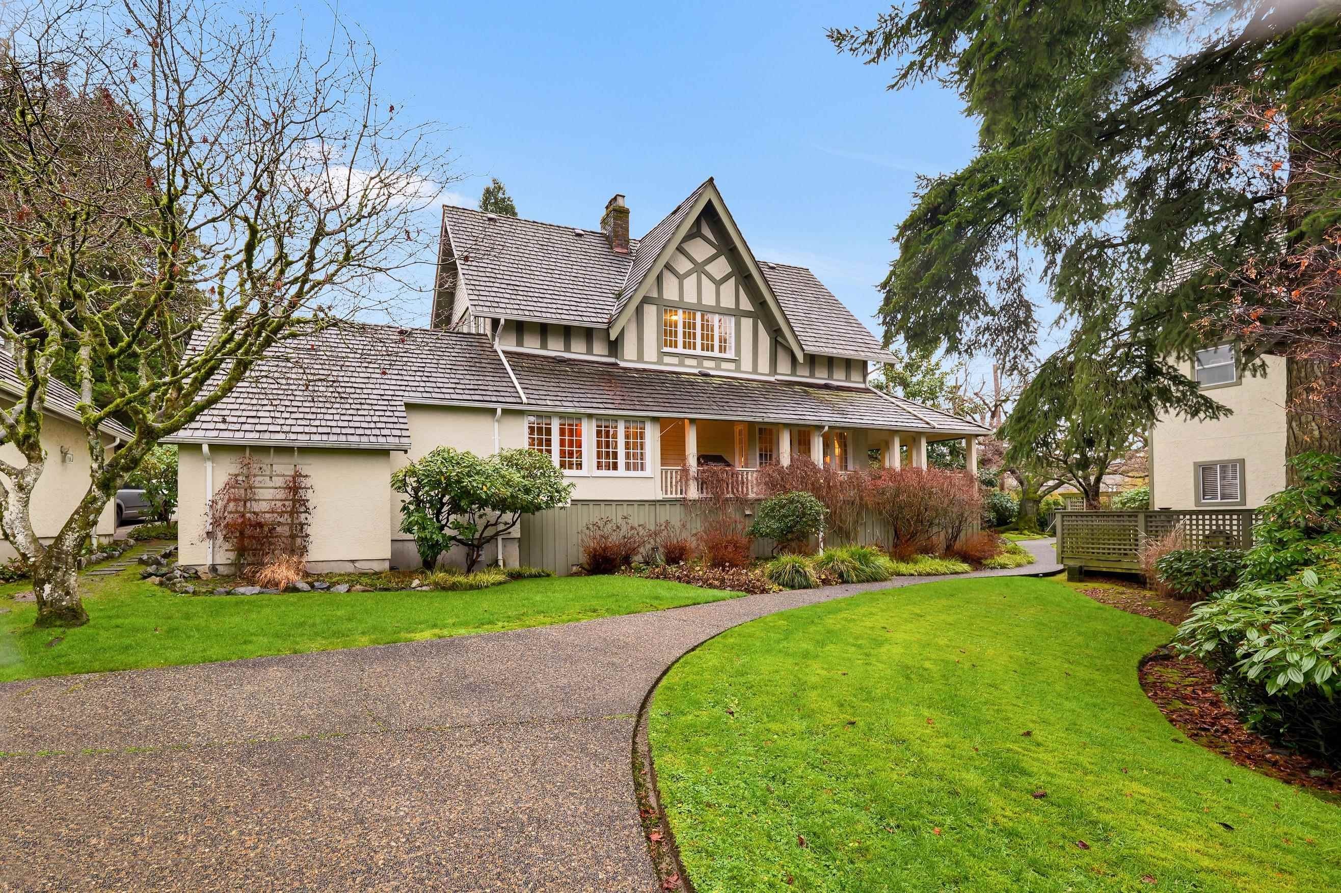 1509 Mahon Avenue, North Vancouver, BC