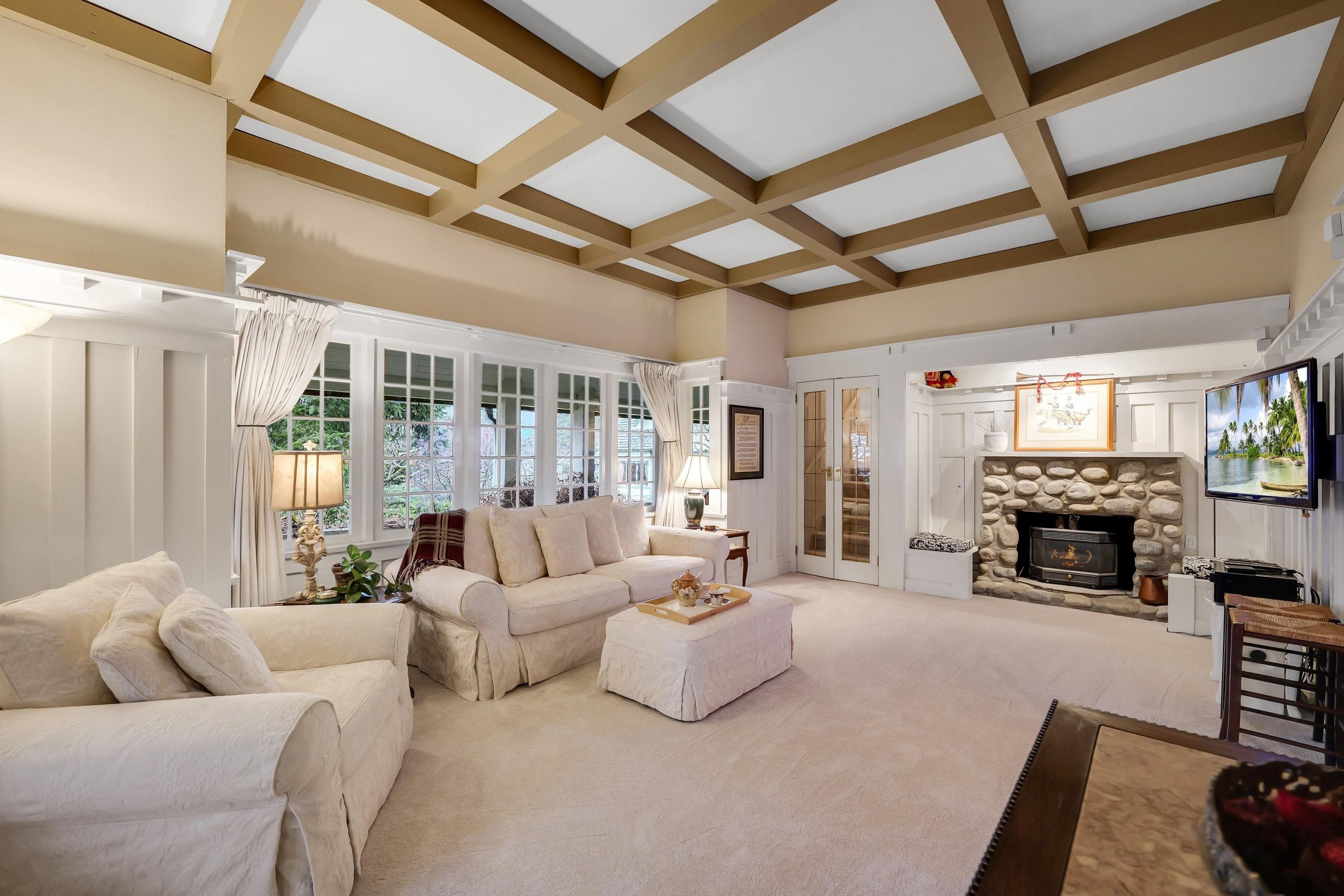 1509 Mahon Avenue, North Vancouver, BC