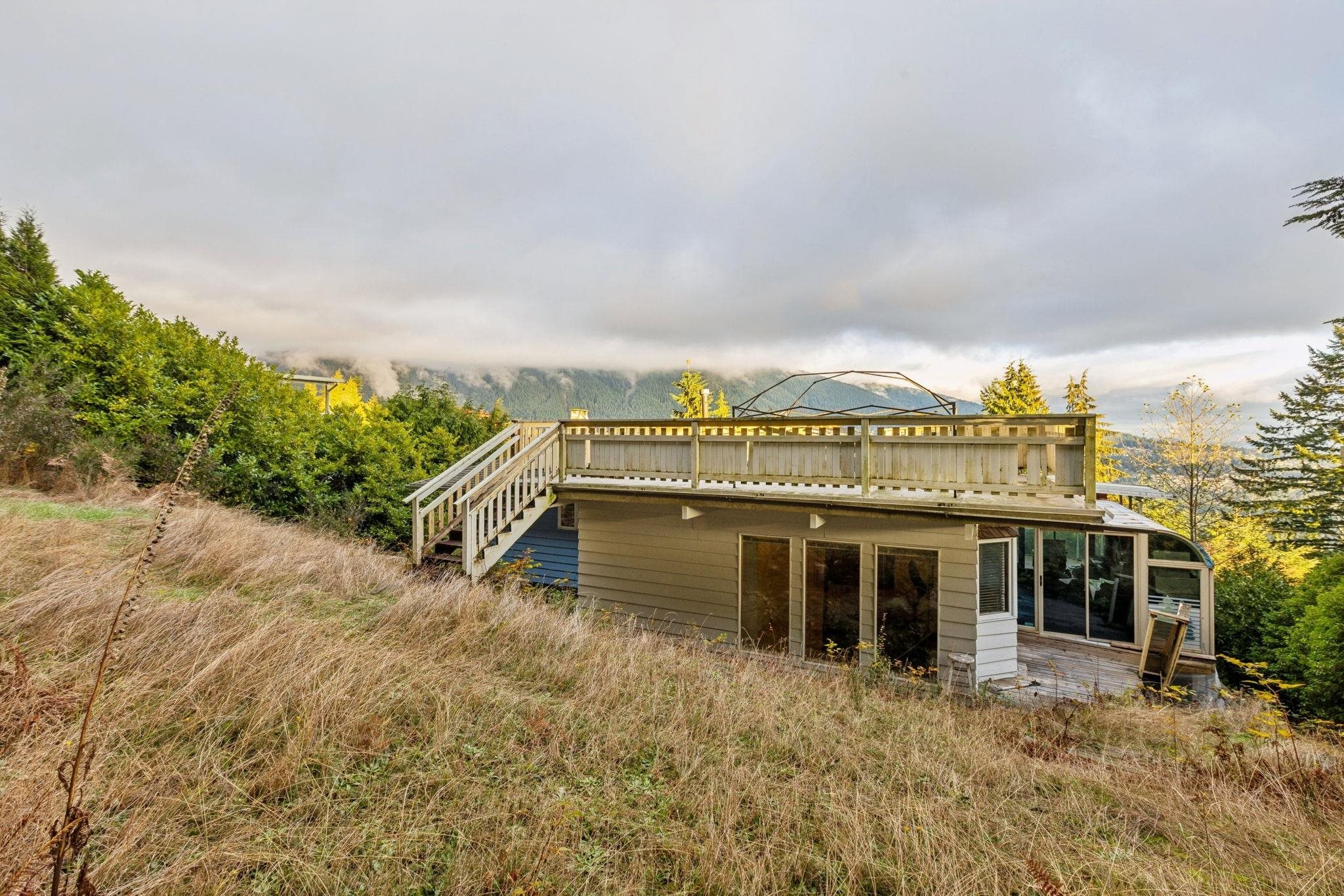 556 Ballantree Road, West Vancouver, BC