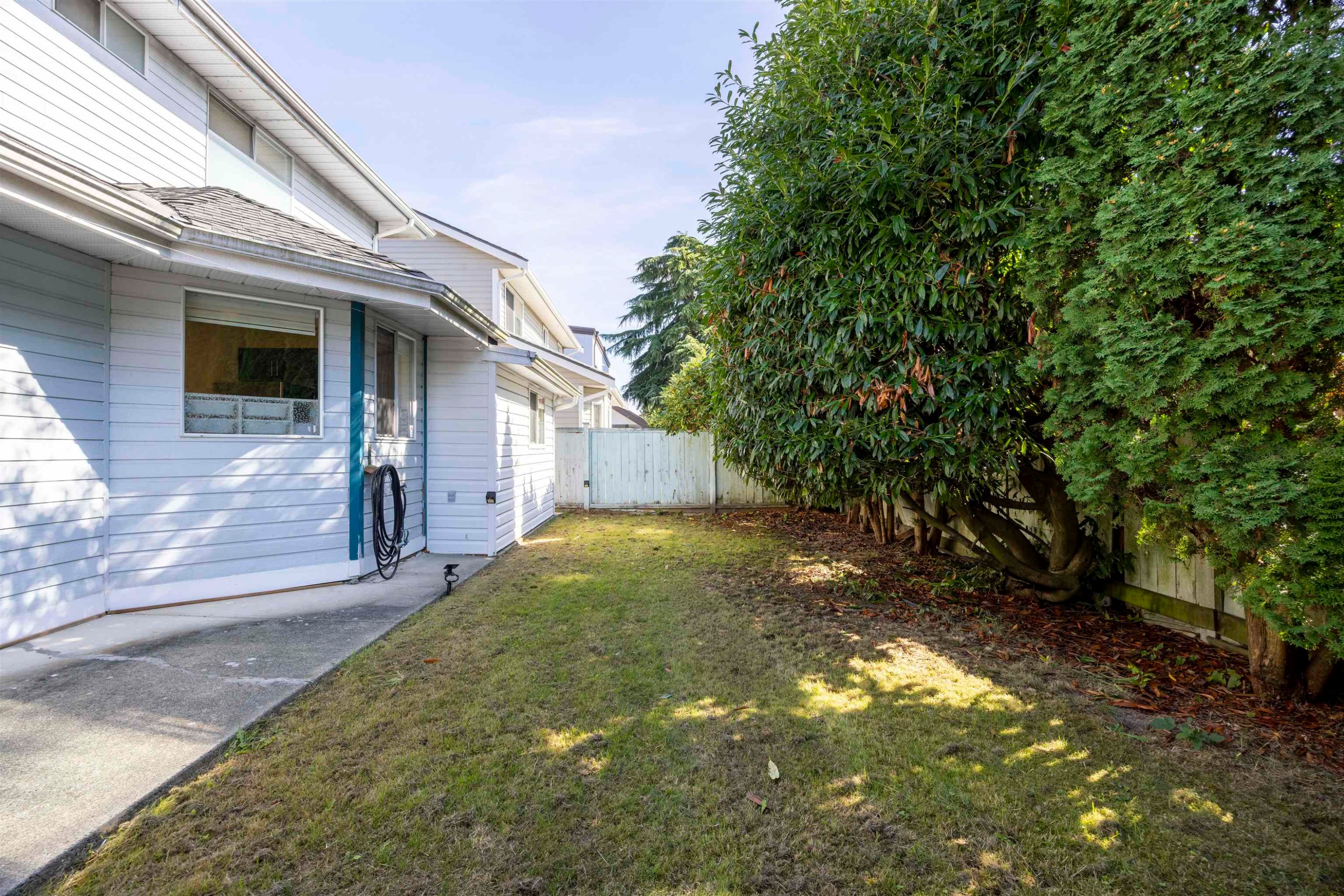 9506 Thomas Drive, Richmond, BC