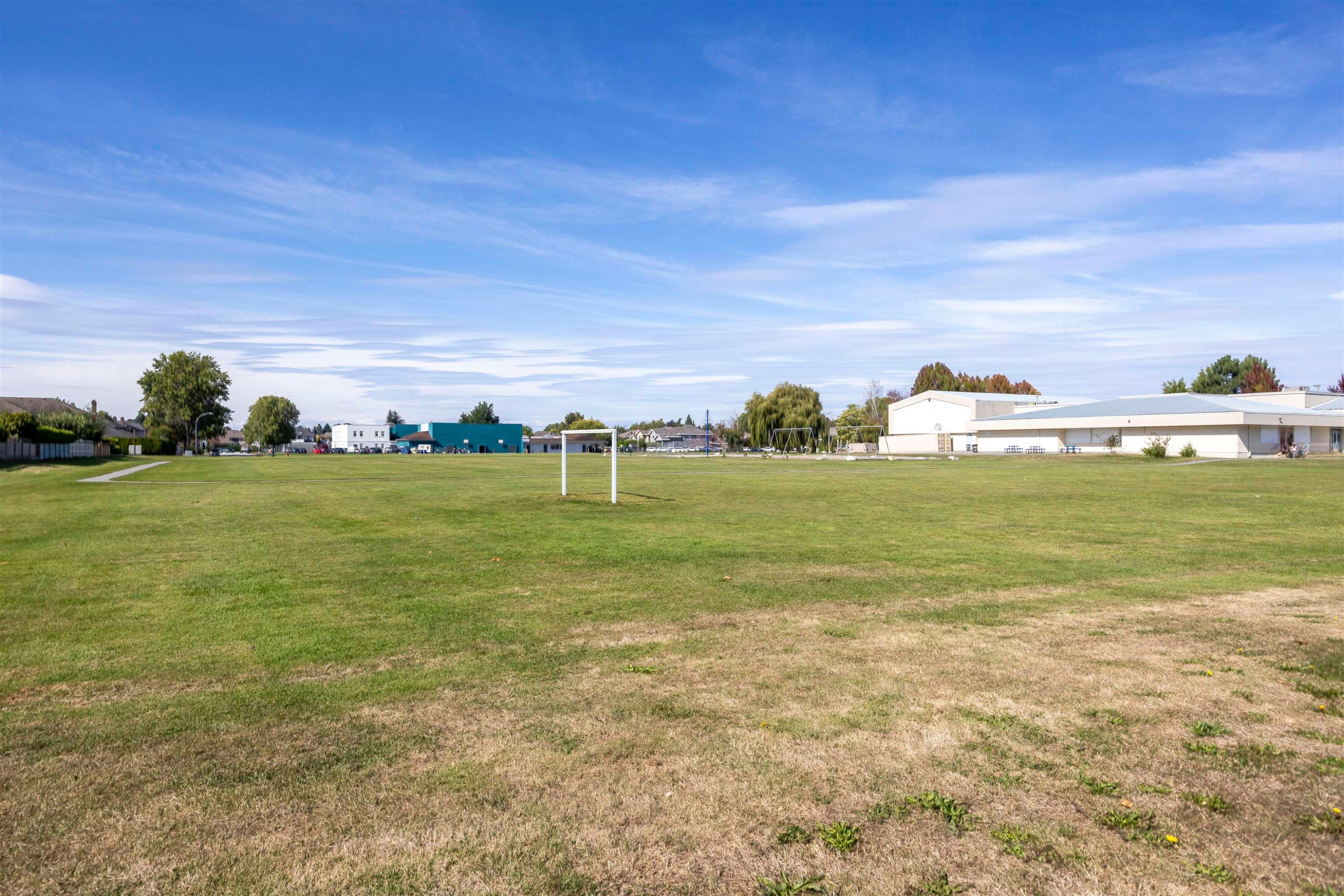 9506 Thomas Drive, Richmond, BC