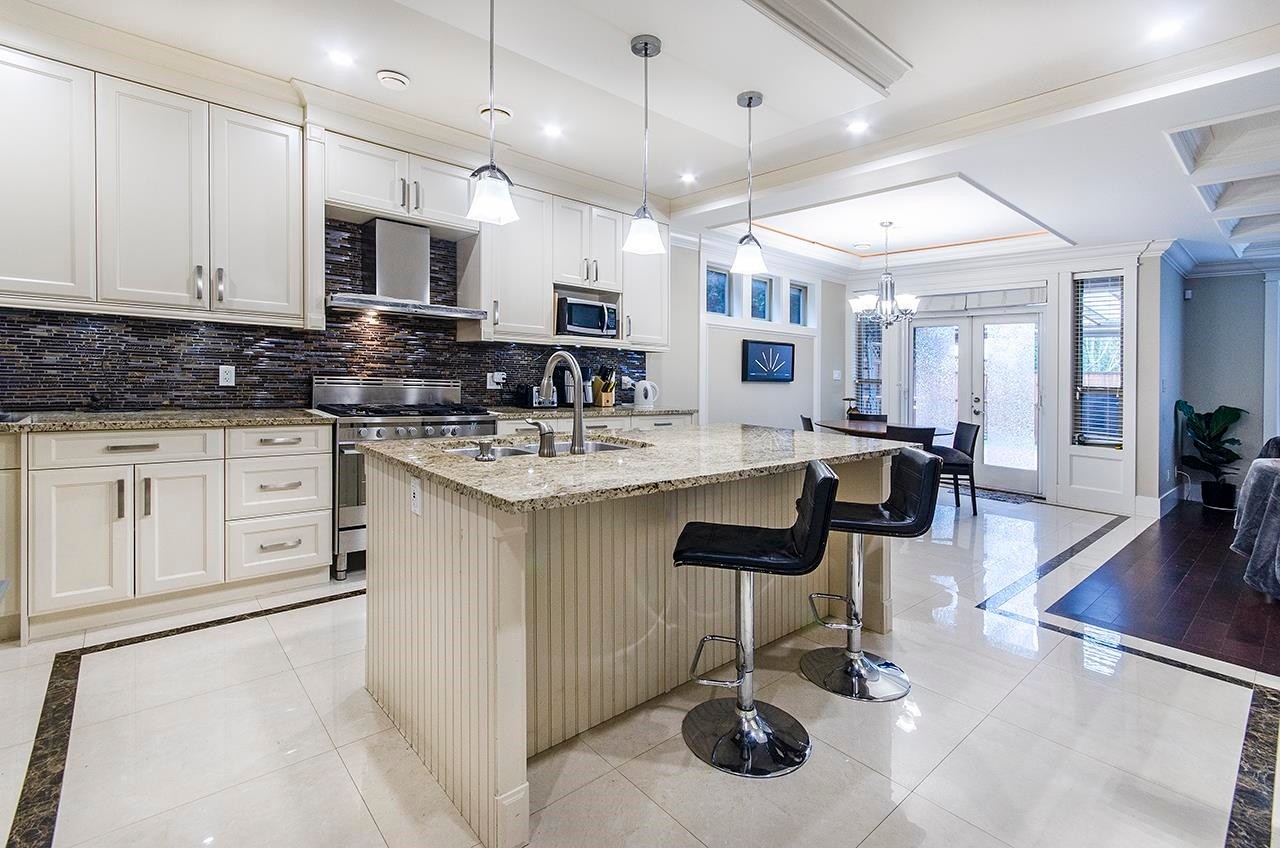 7682 Armstrong Street, Richmond, BC