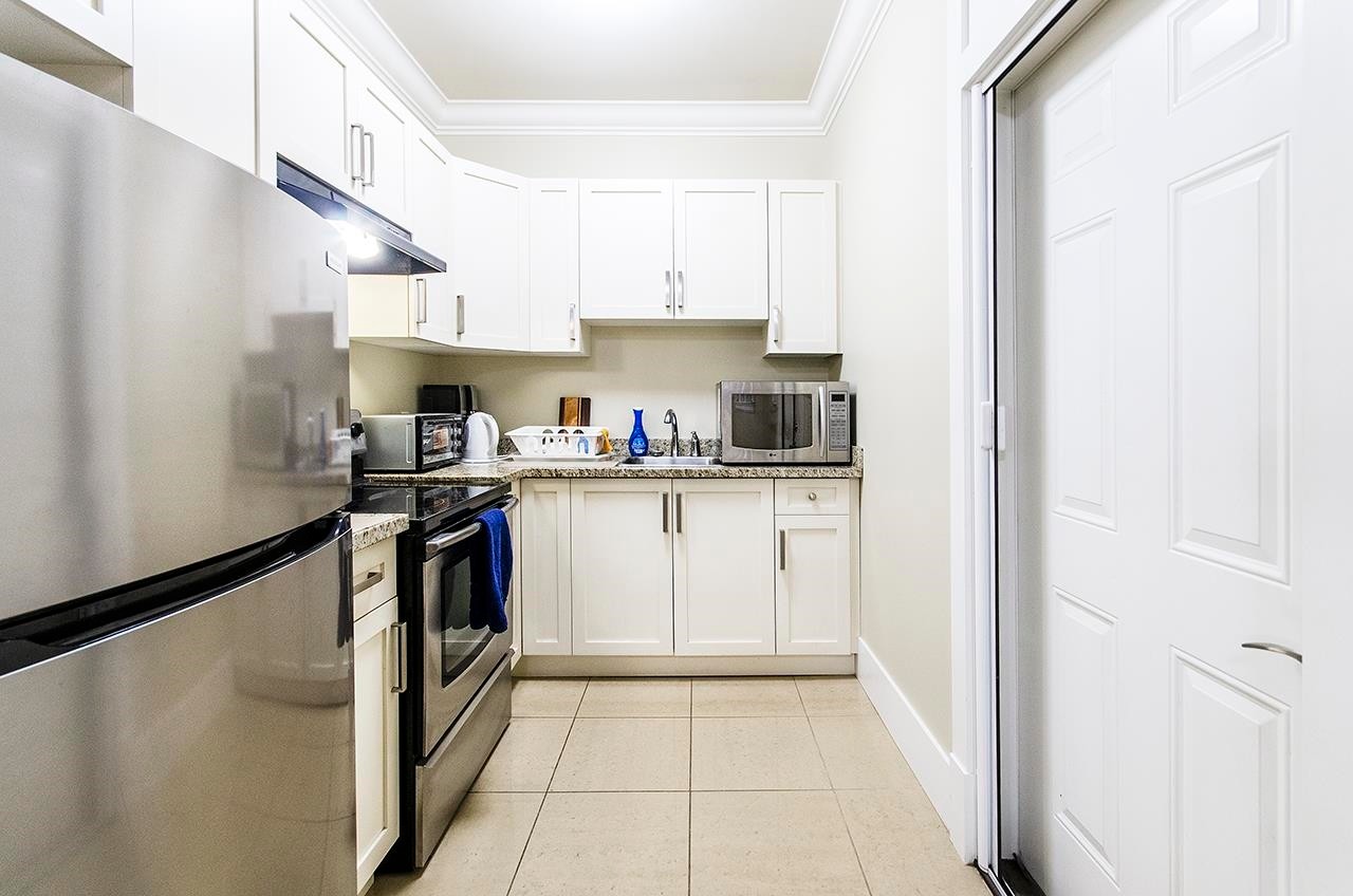 7682 Armstrong Street, Richmond, BC