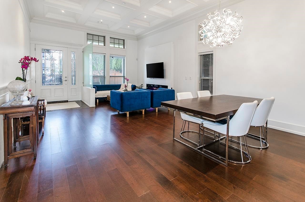 7682 Armstrong Street, Richmond, BC