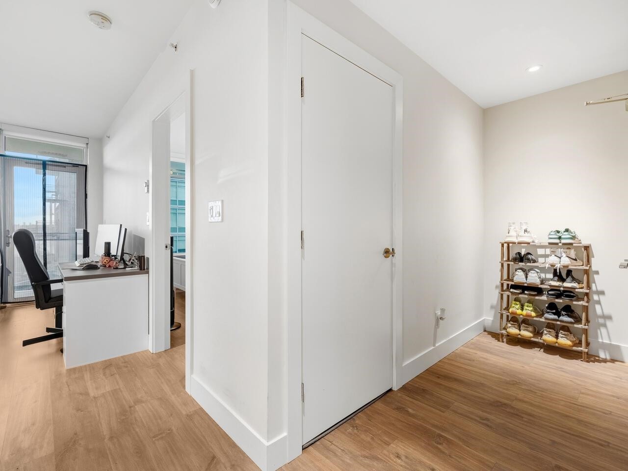 501-258 Nelson'S Court, New Westminster, BC