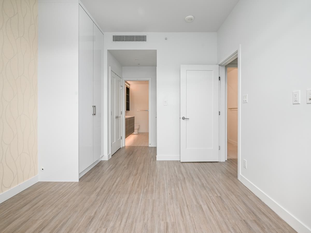 301-2351 Beta Avenue, Burnaby, BC