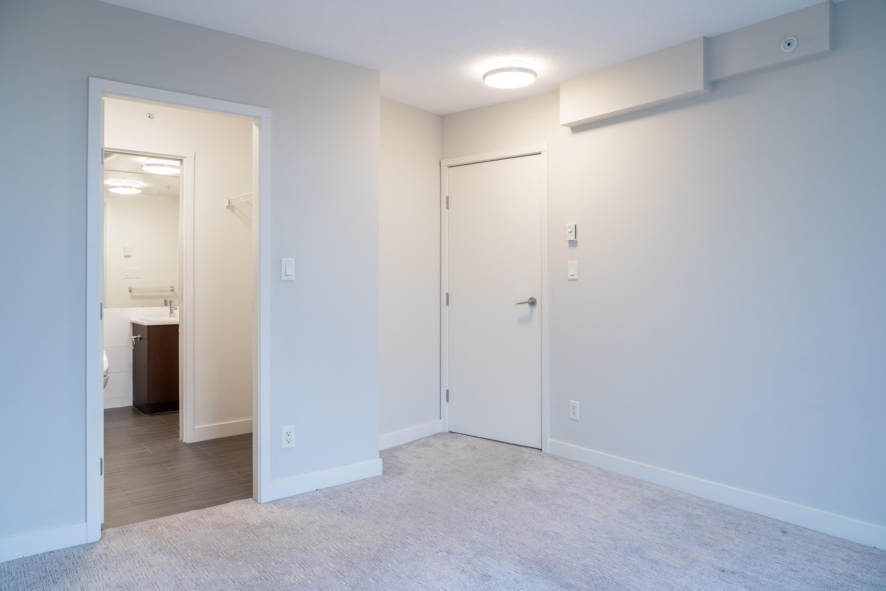 711-7080 No. 3 Road, Richmond, BC