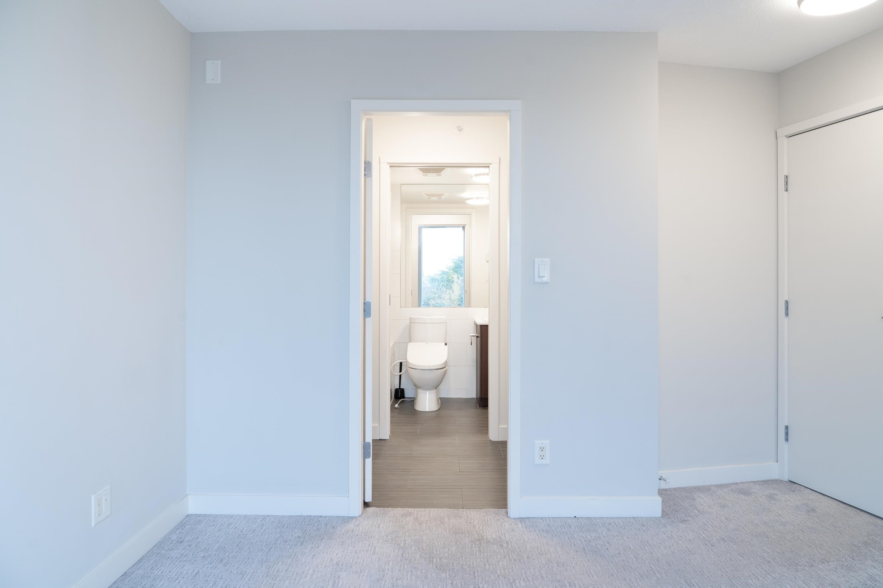 711-7080 No. 3 Road, Richmond, BC