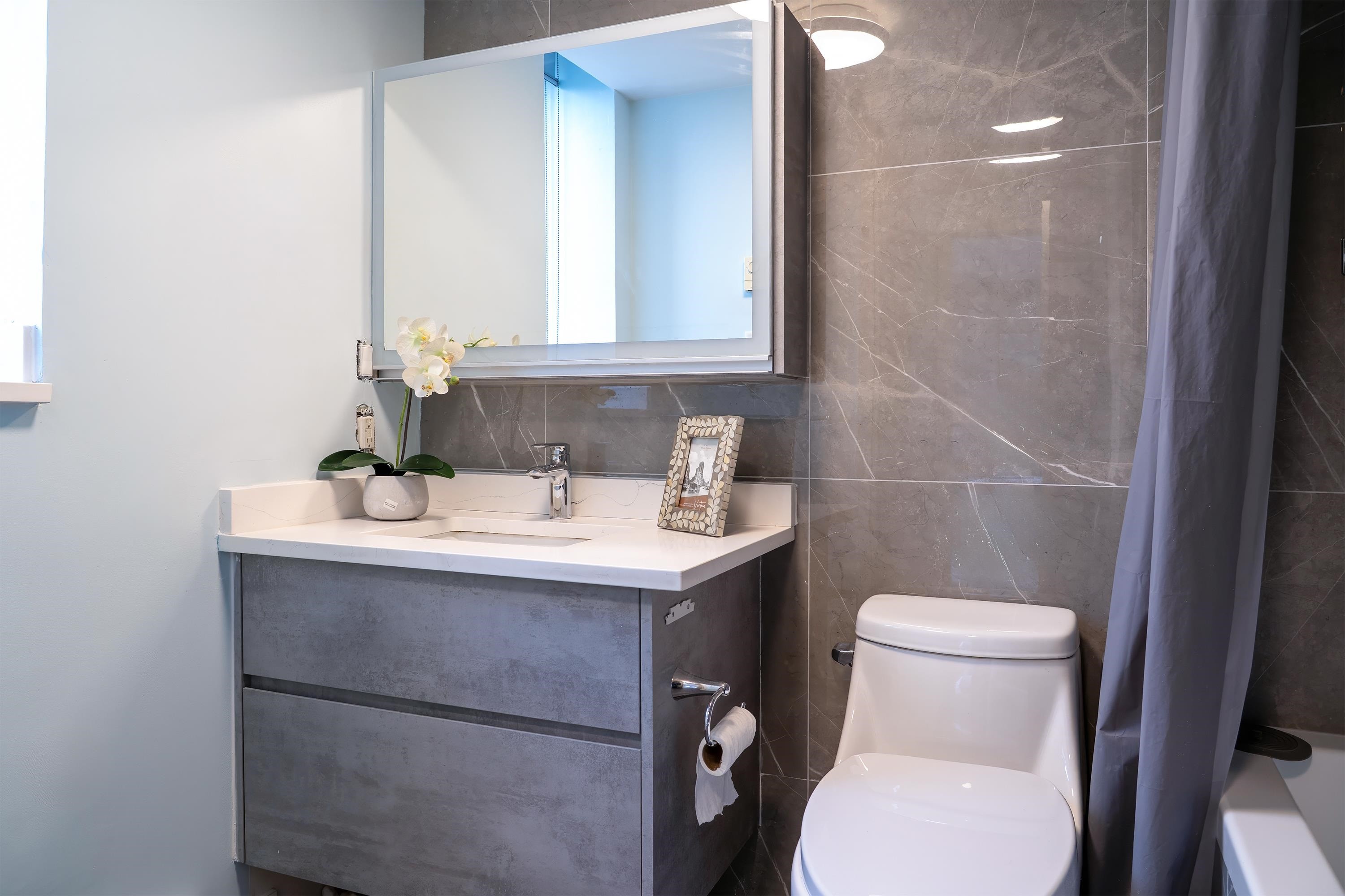 711-7080 No. 3 Road, Richmond, BC