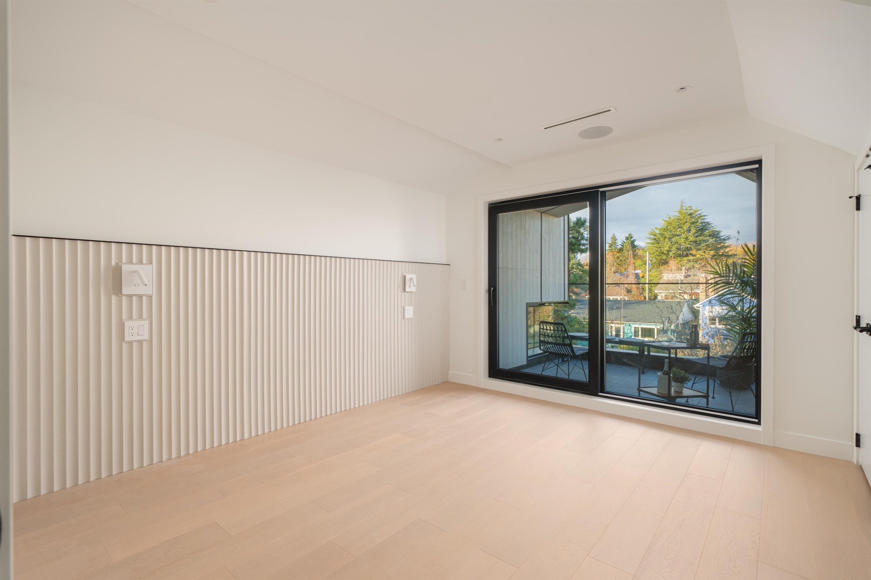 1-4018 21St Avenue W, Vancouver, BC