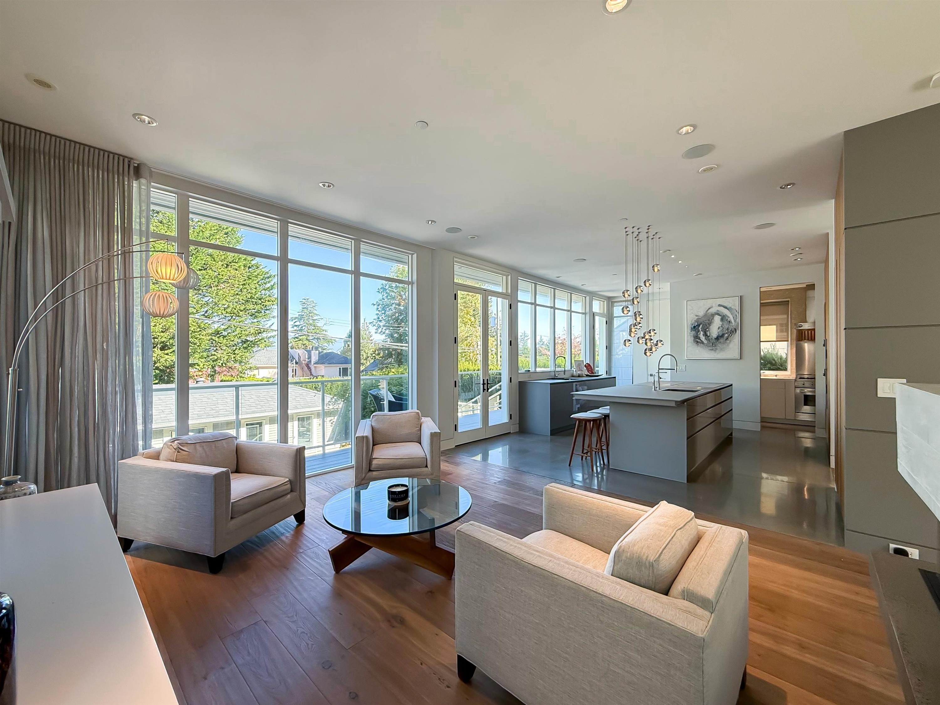 1949 37Th Avenue W, Vancouver, BC