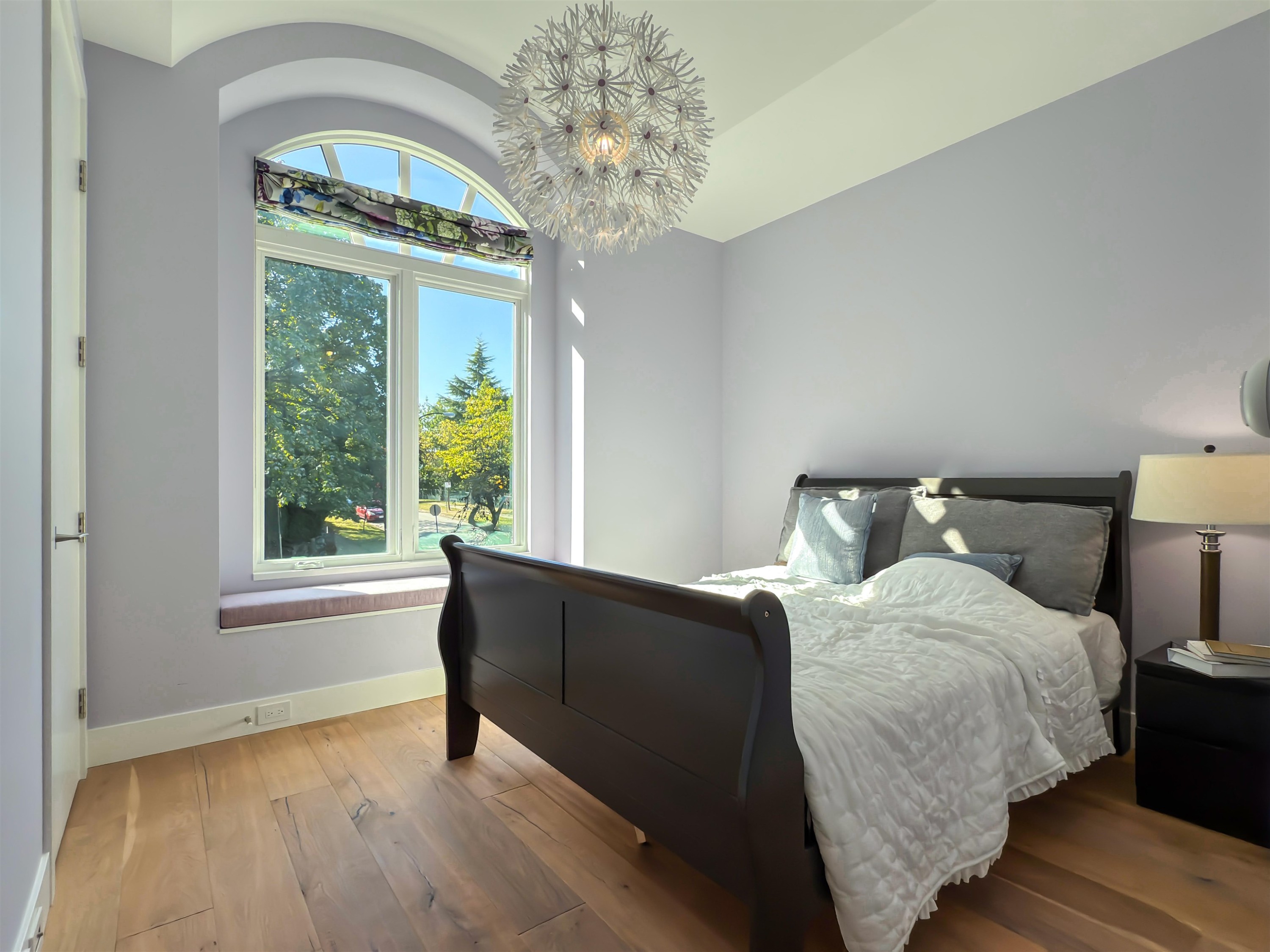 1949 37Th Avenue W, Vancouver, BC