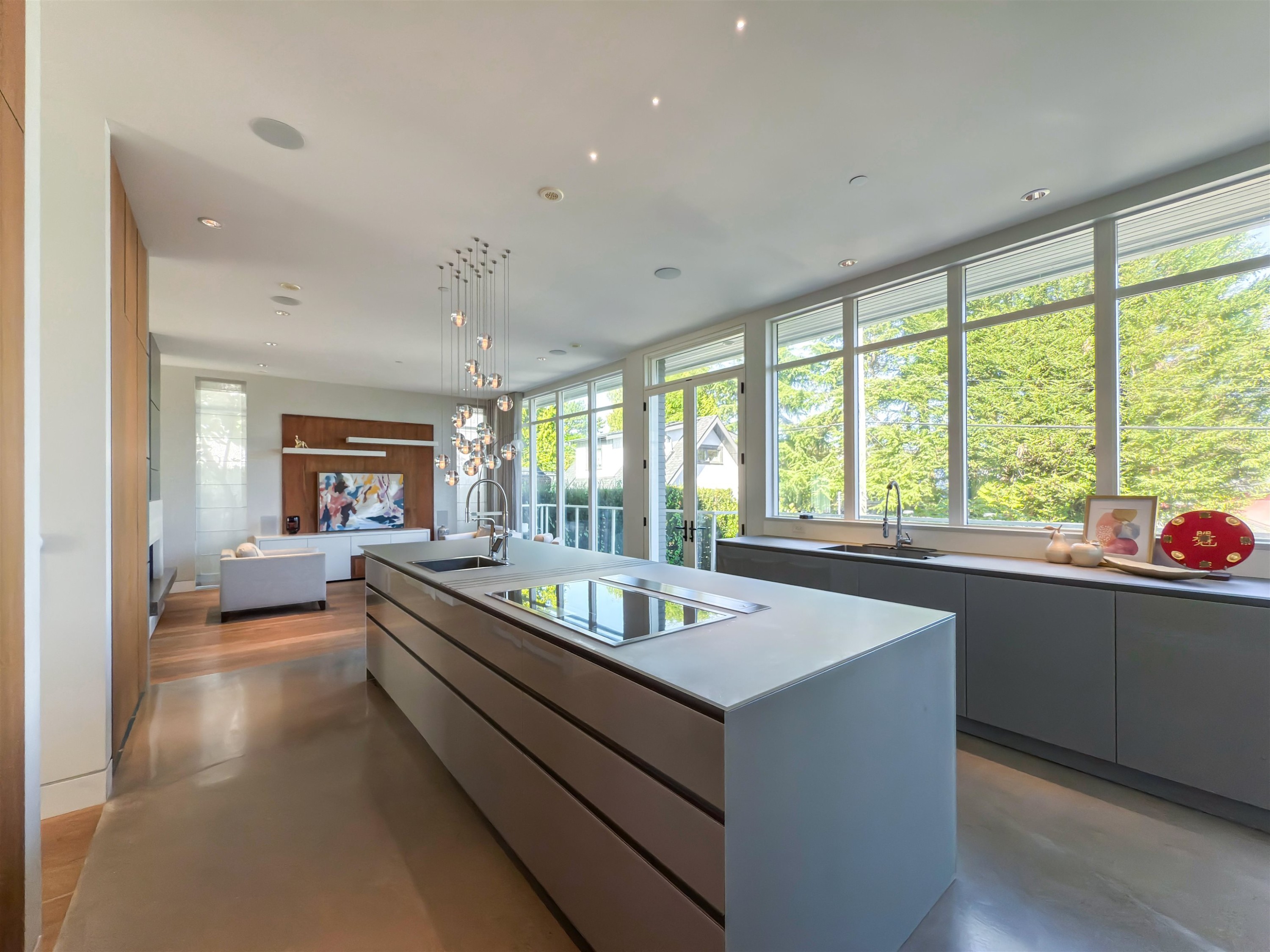 1949 37Th Avenue W, Vancouver, BC