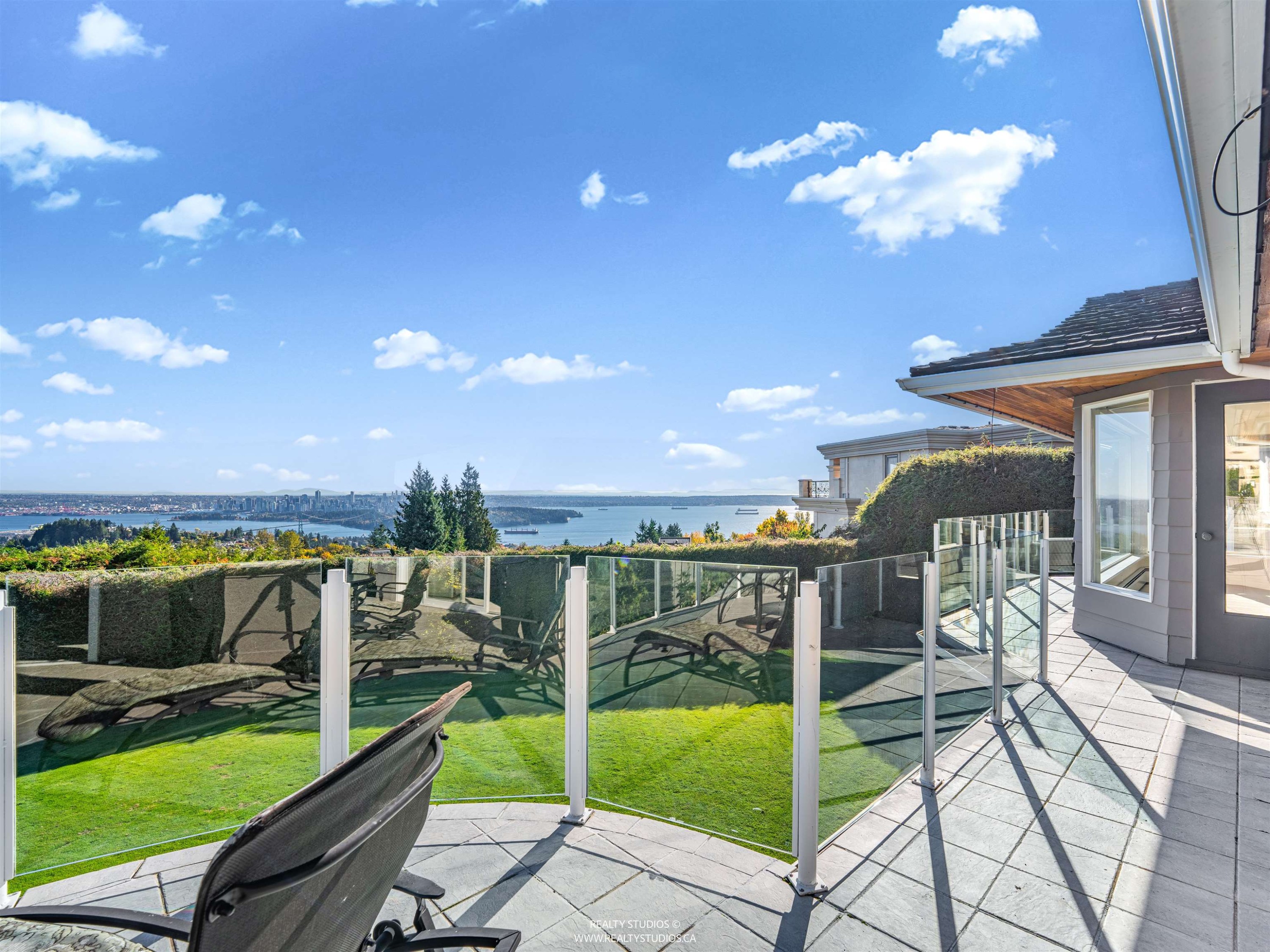 1331 Chartwell Drive, West Vancouver, BC