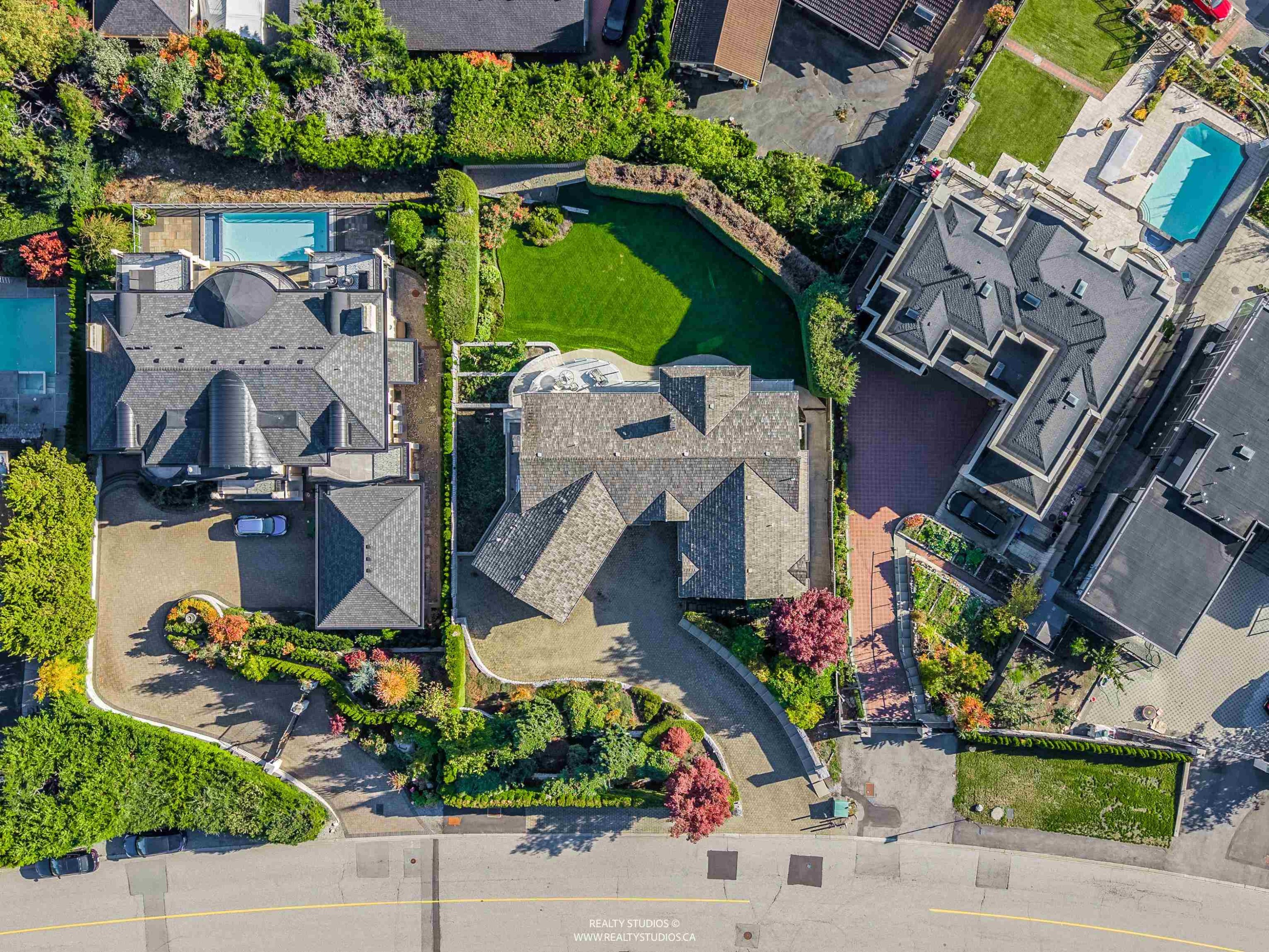 1331 Chartwell Drive, West Vancouver, BC