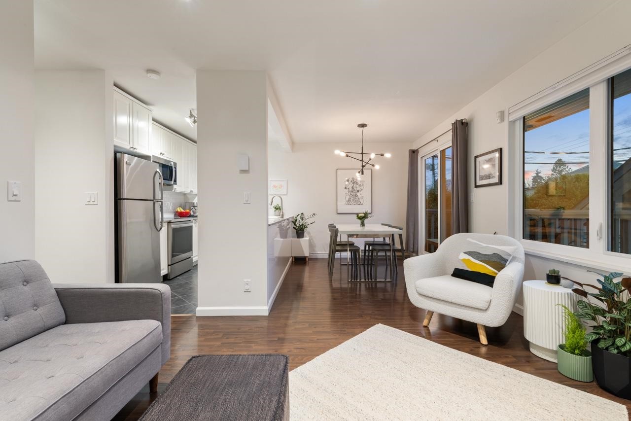 103 15Th Avenue W, Vancouver, BC