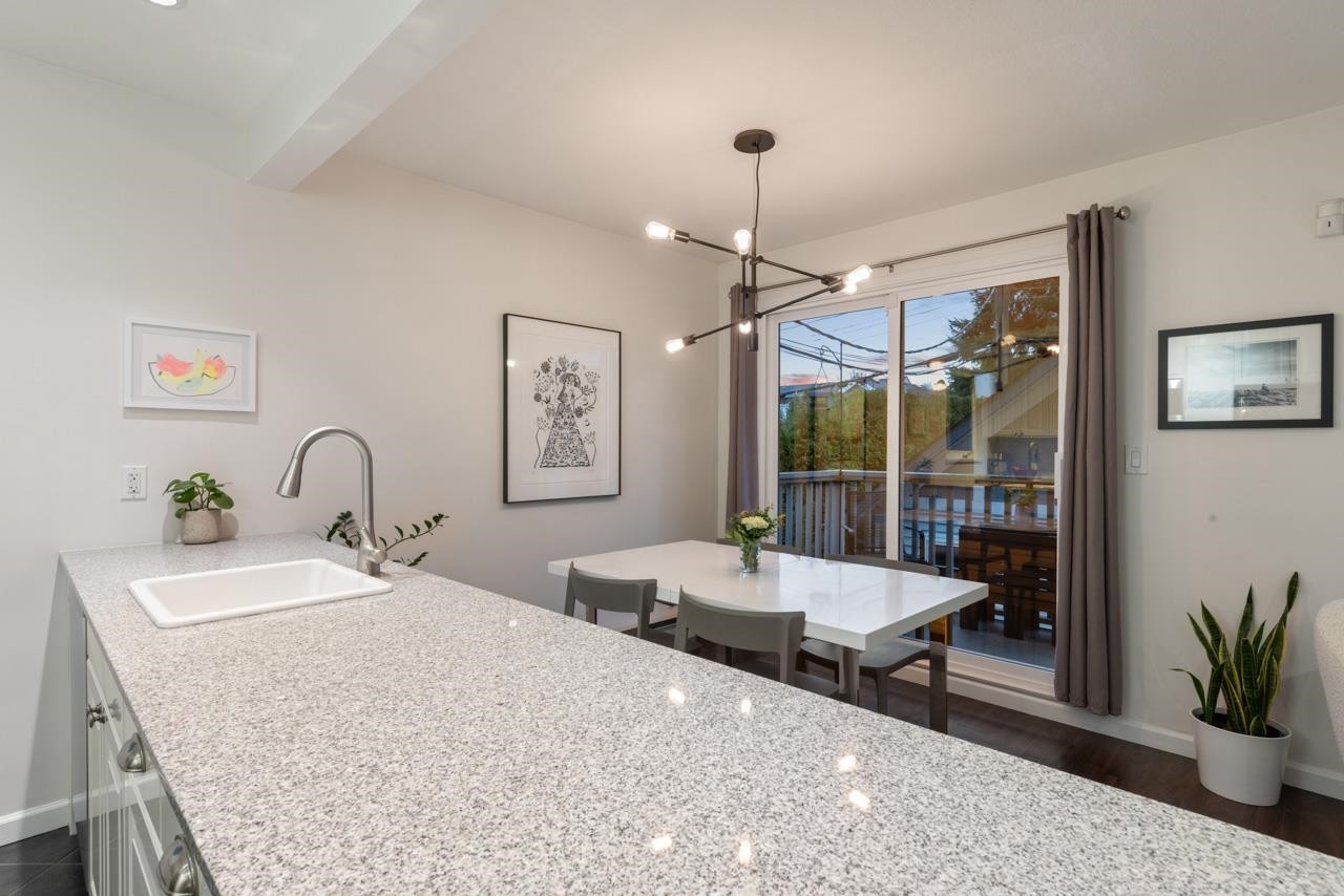 103 15Th Avenue W, Vancouver, BC