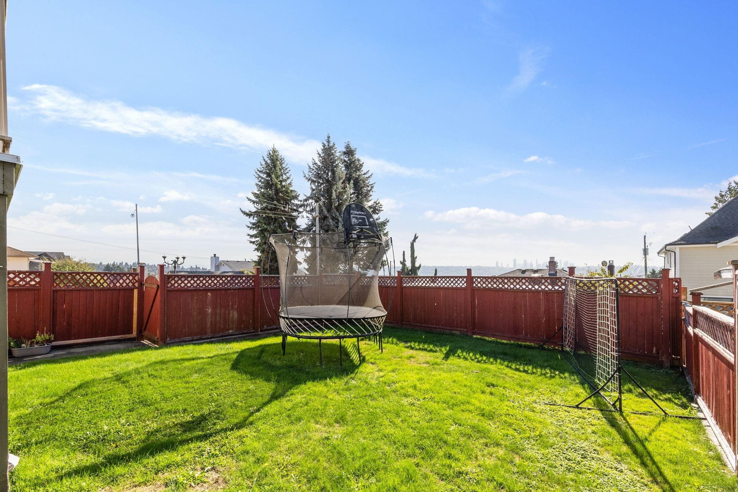 1020 Stewart Avenue, Coquitlam, BC