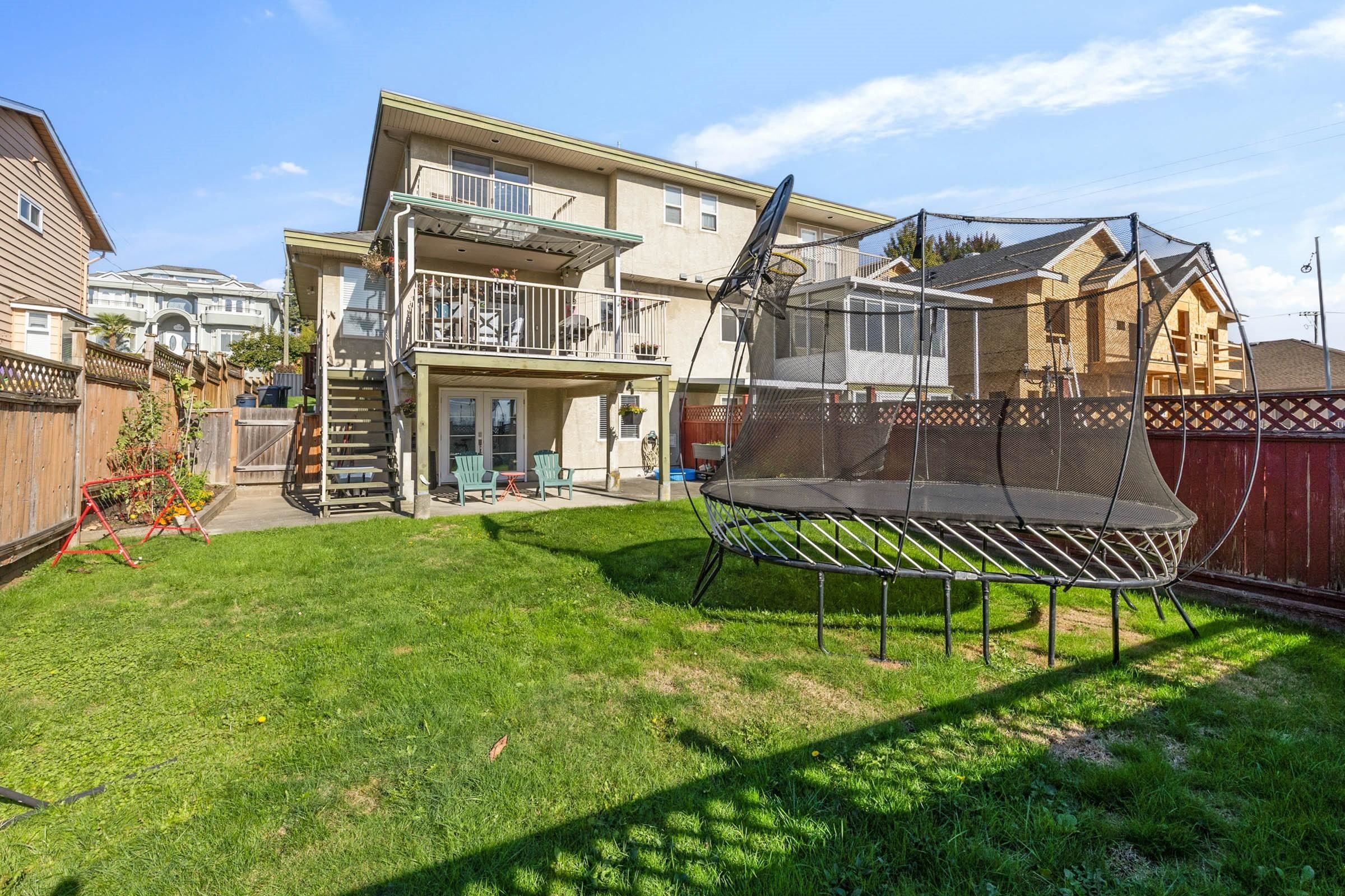 1020 Stewart Avenue, Coquitlam, BC