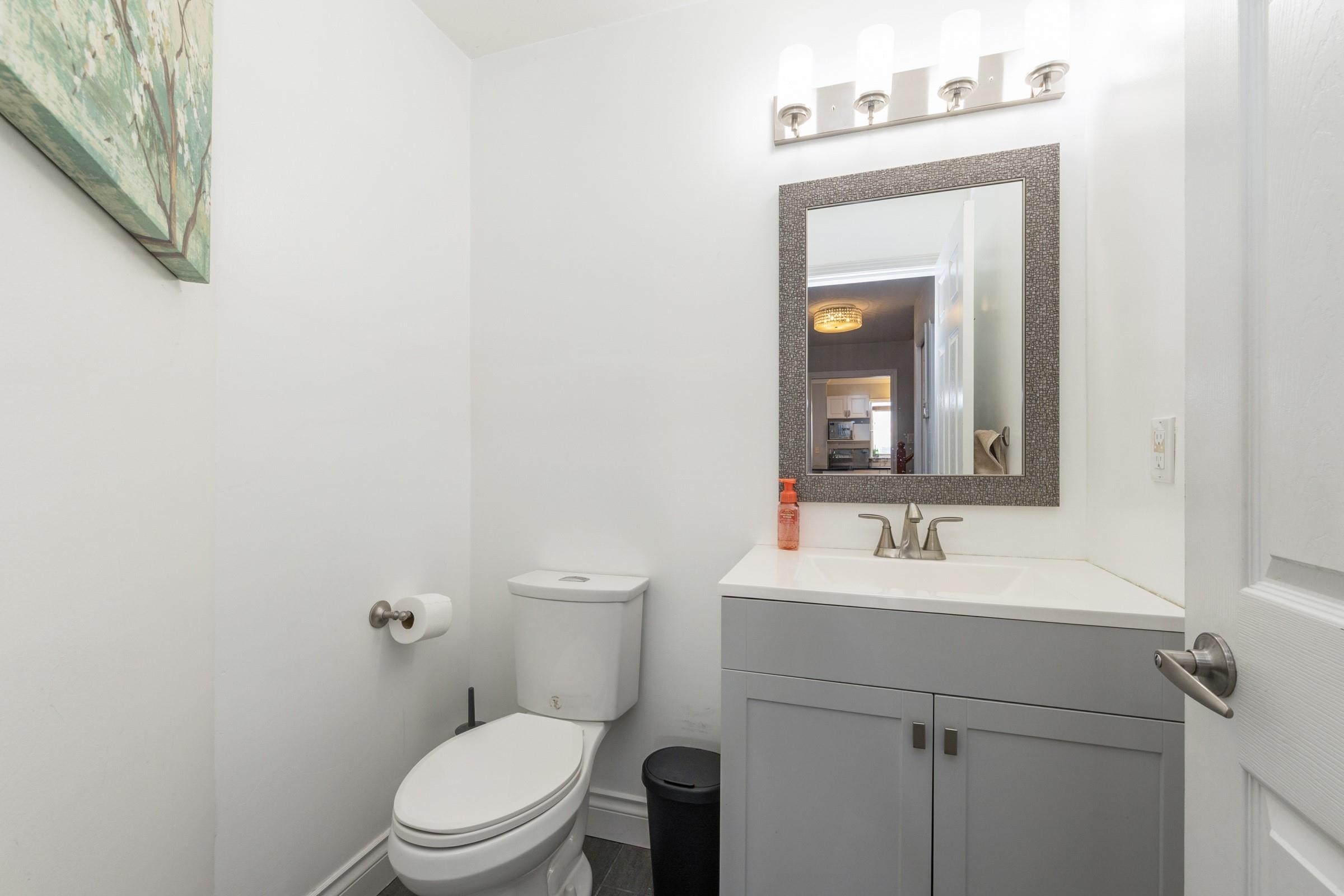 1020 Stewart Avenue, Coquitlam, BC