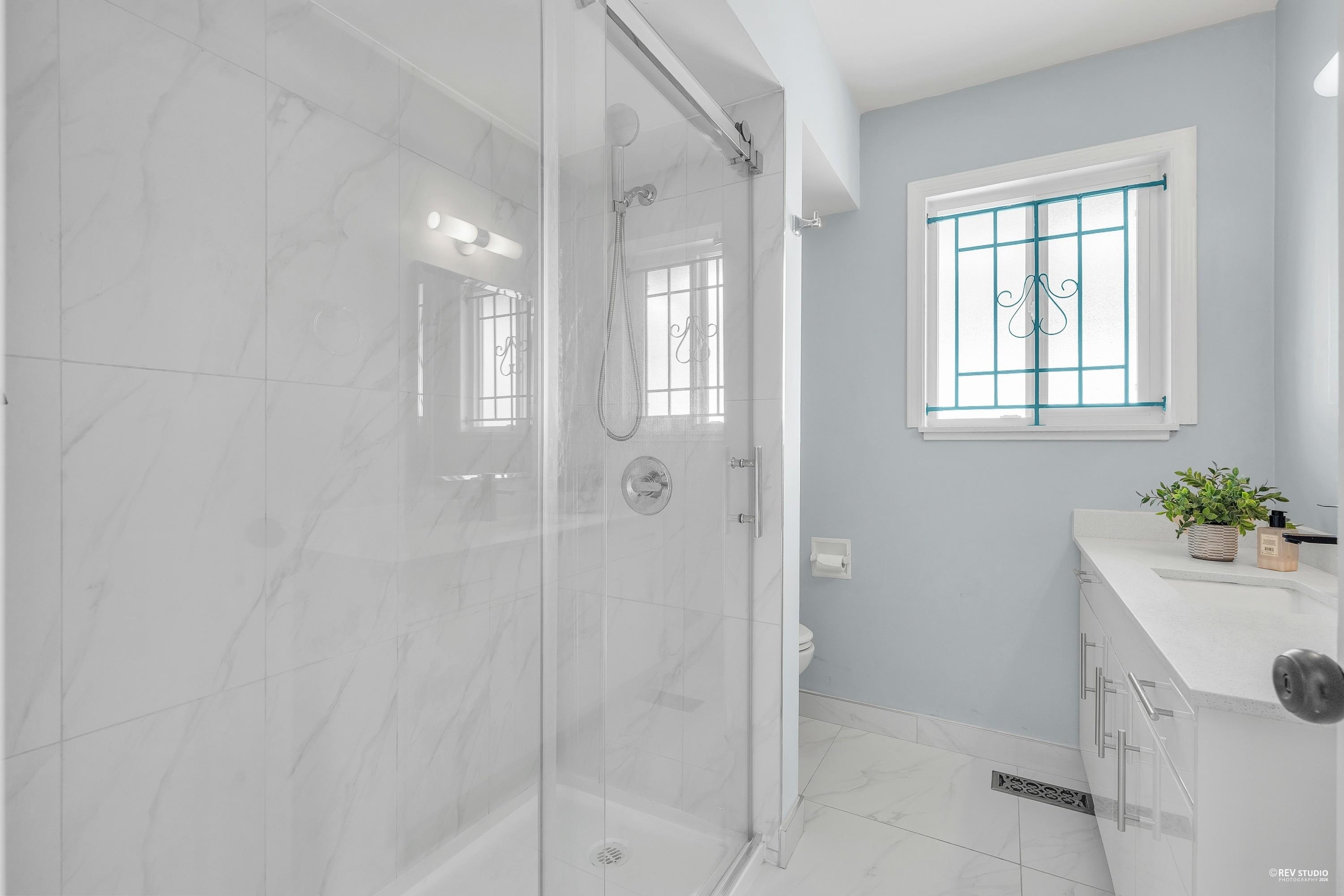 1362 60Th Avenue E, Vancouver, BC