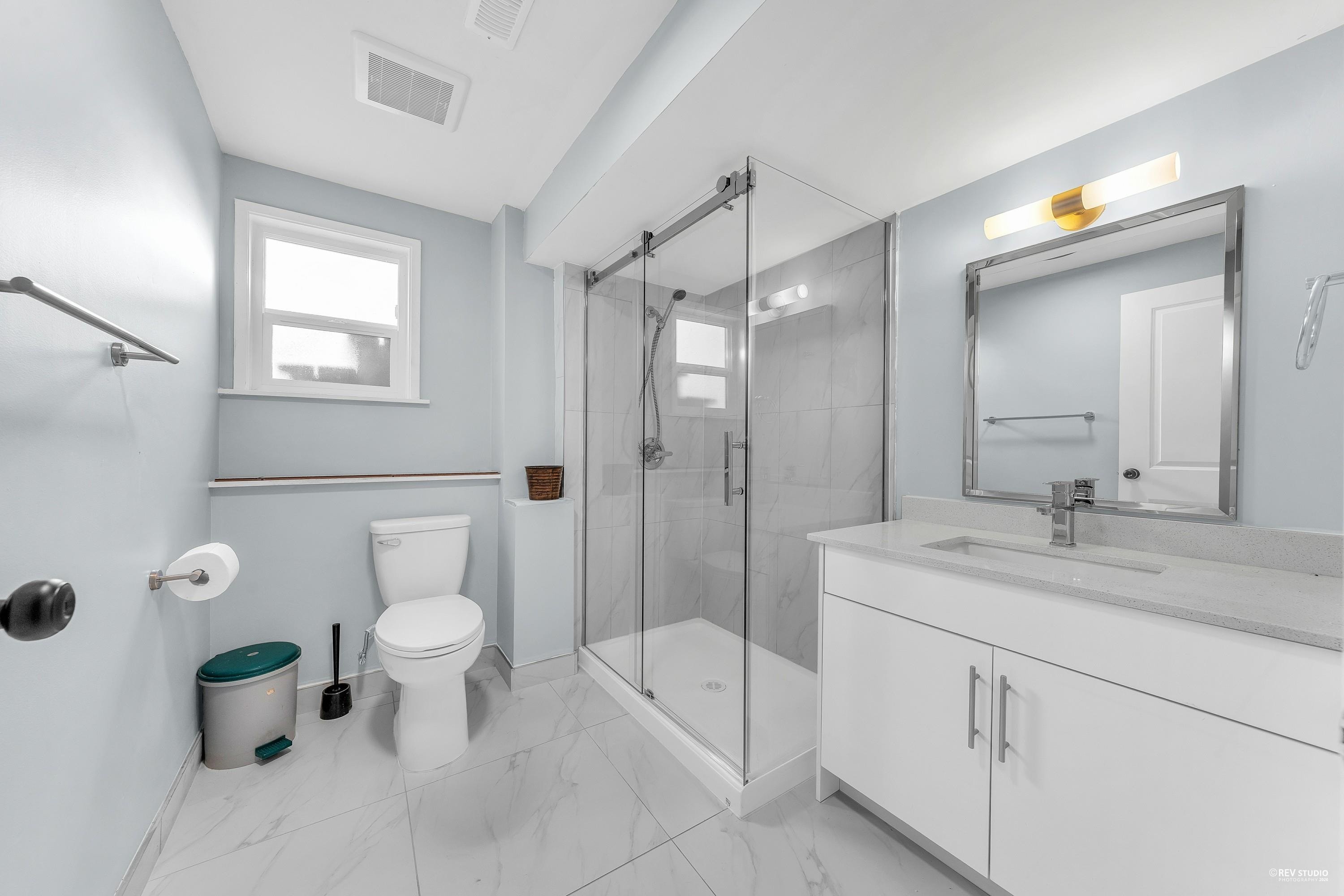 1362 60Th Avenue E, Vancouver, BC