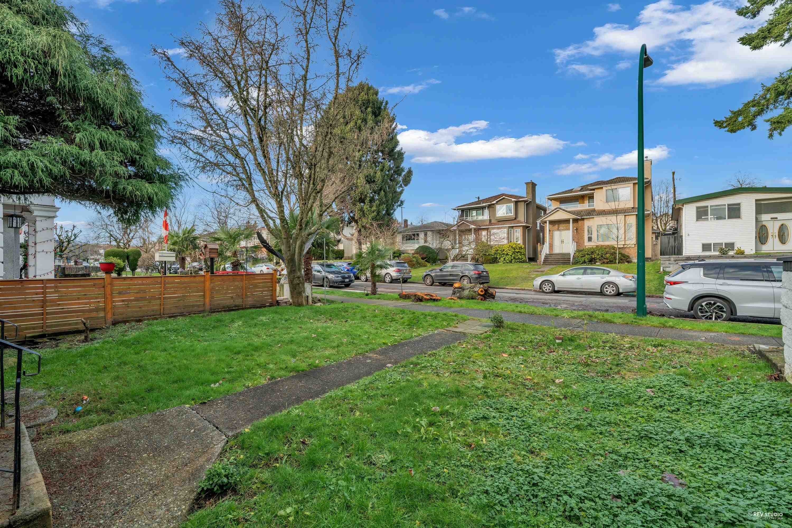 1362 60Th Avenue E, Vancouver, BC