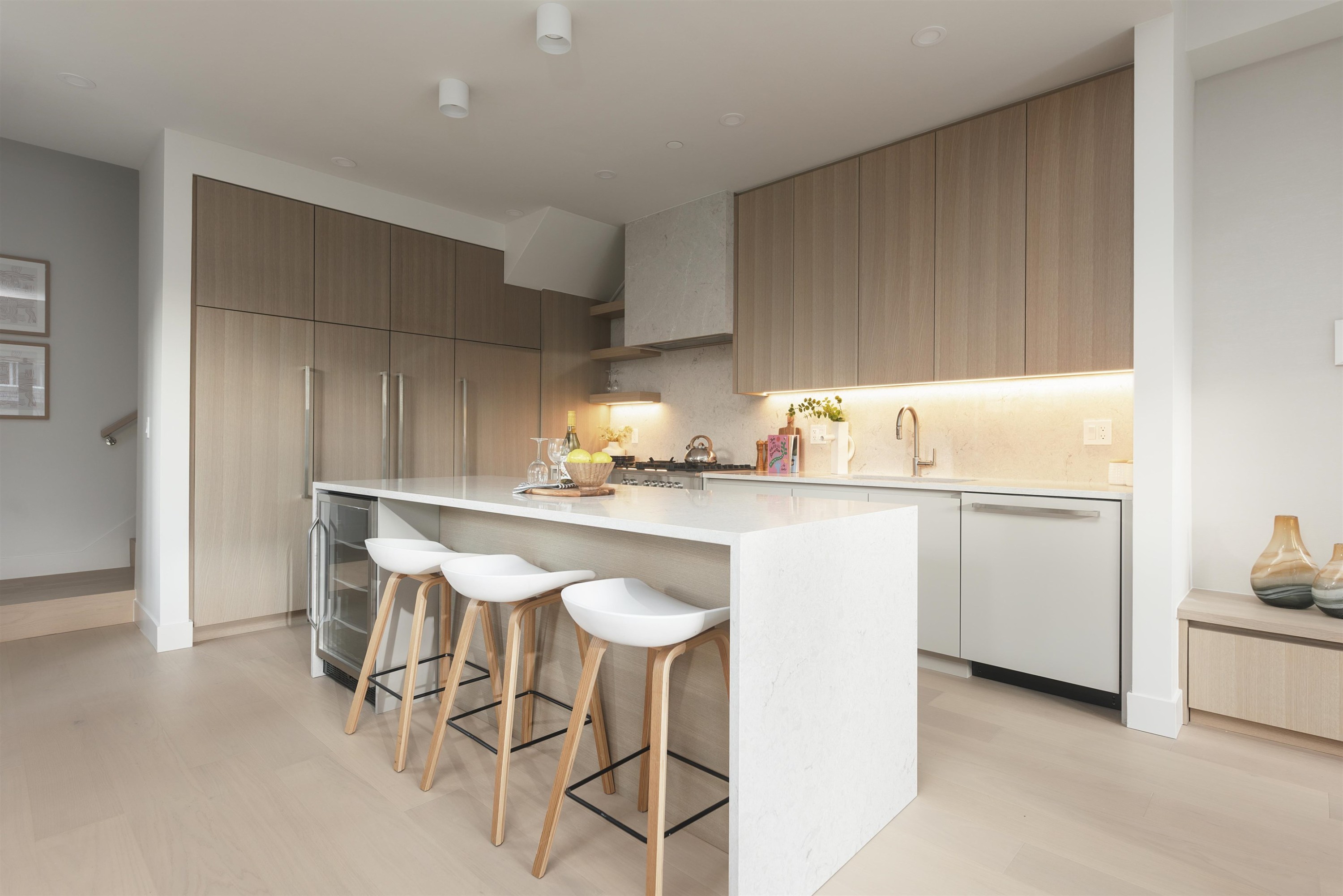 2134 10Th Avenue E, Vancouver, BC