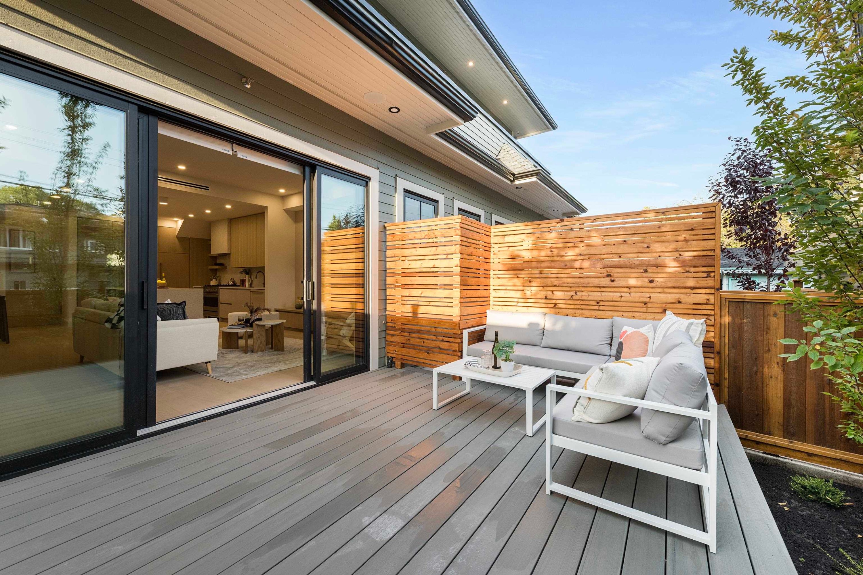 2134 10Th Avenue E, Vancouver, BC