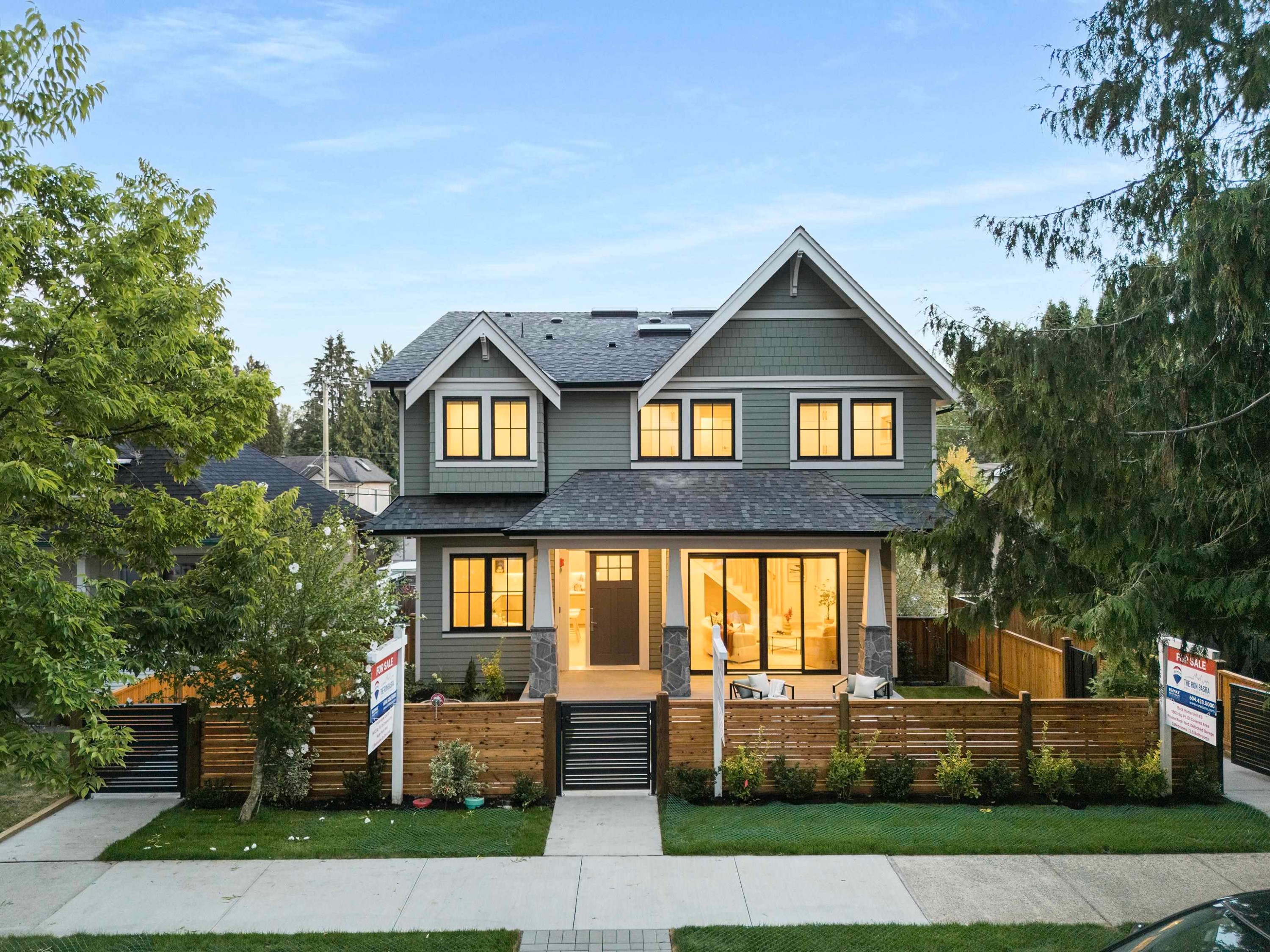 2134 10Th Avenue E, Vancouver, BC