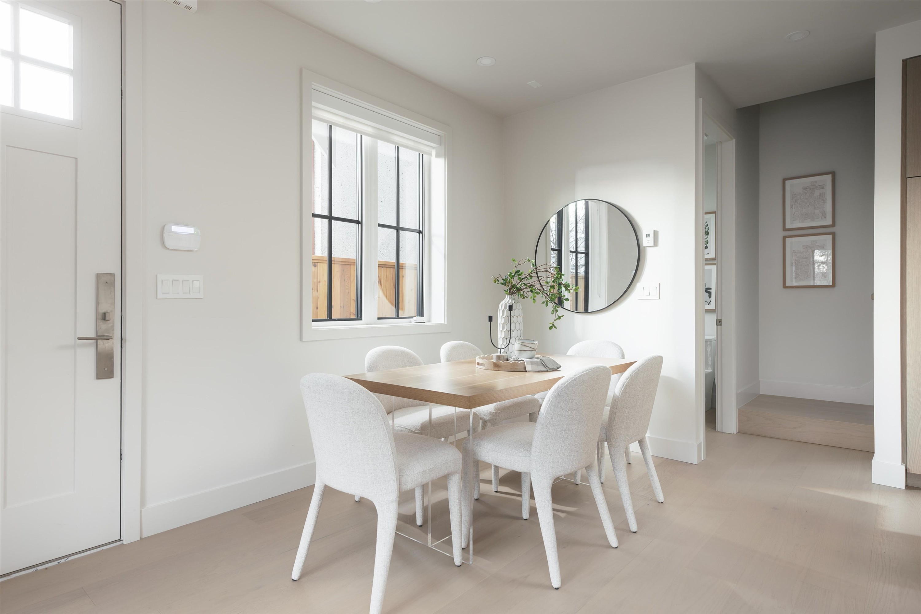 2134 10Th Avenue E, Vancouver, BC