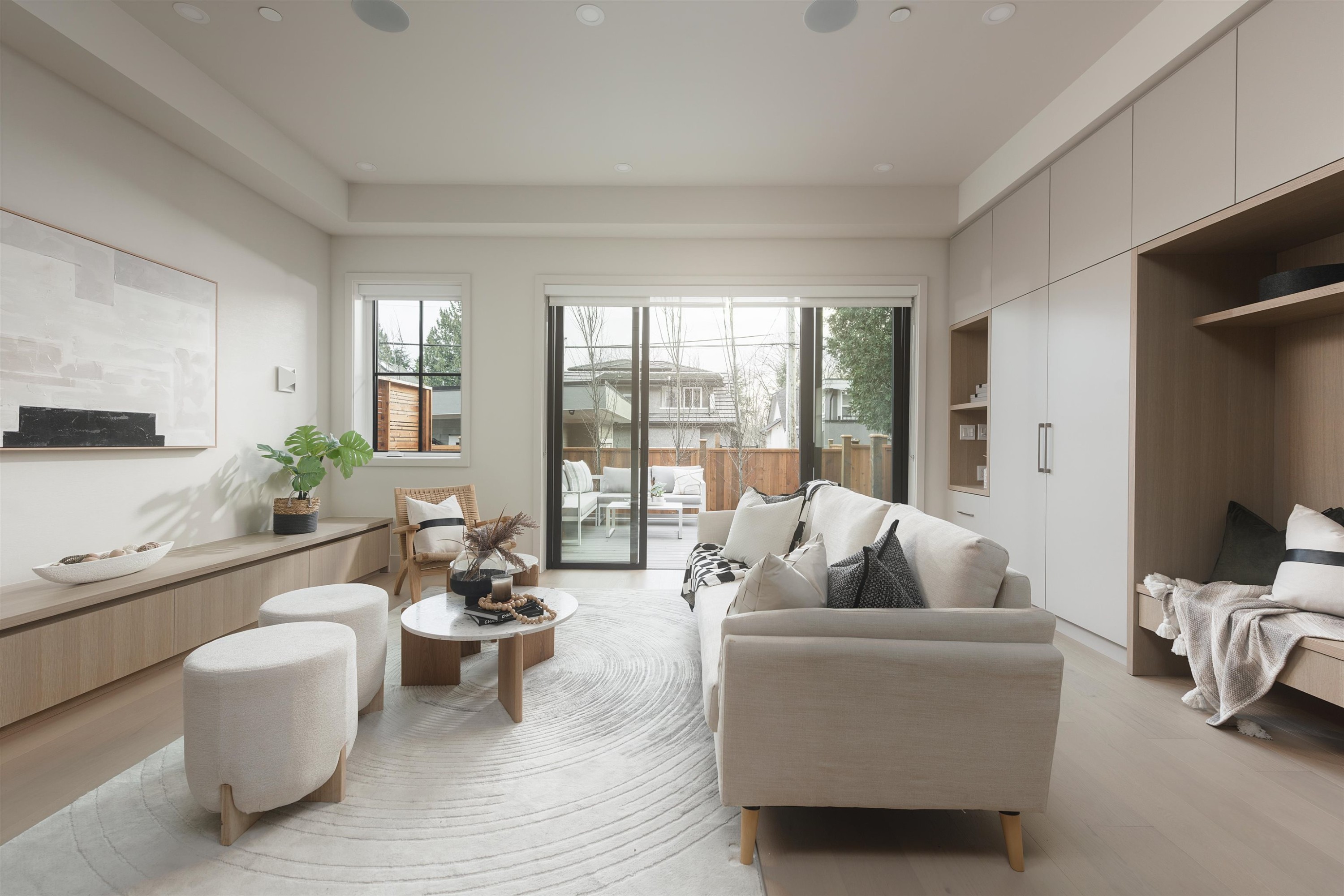 2134 10Th Avenue E, Vancouver, BC