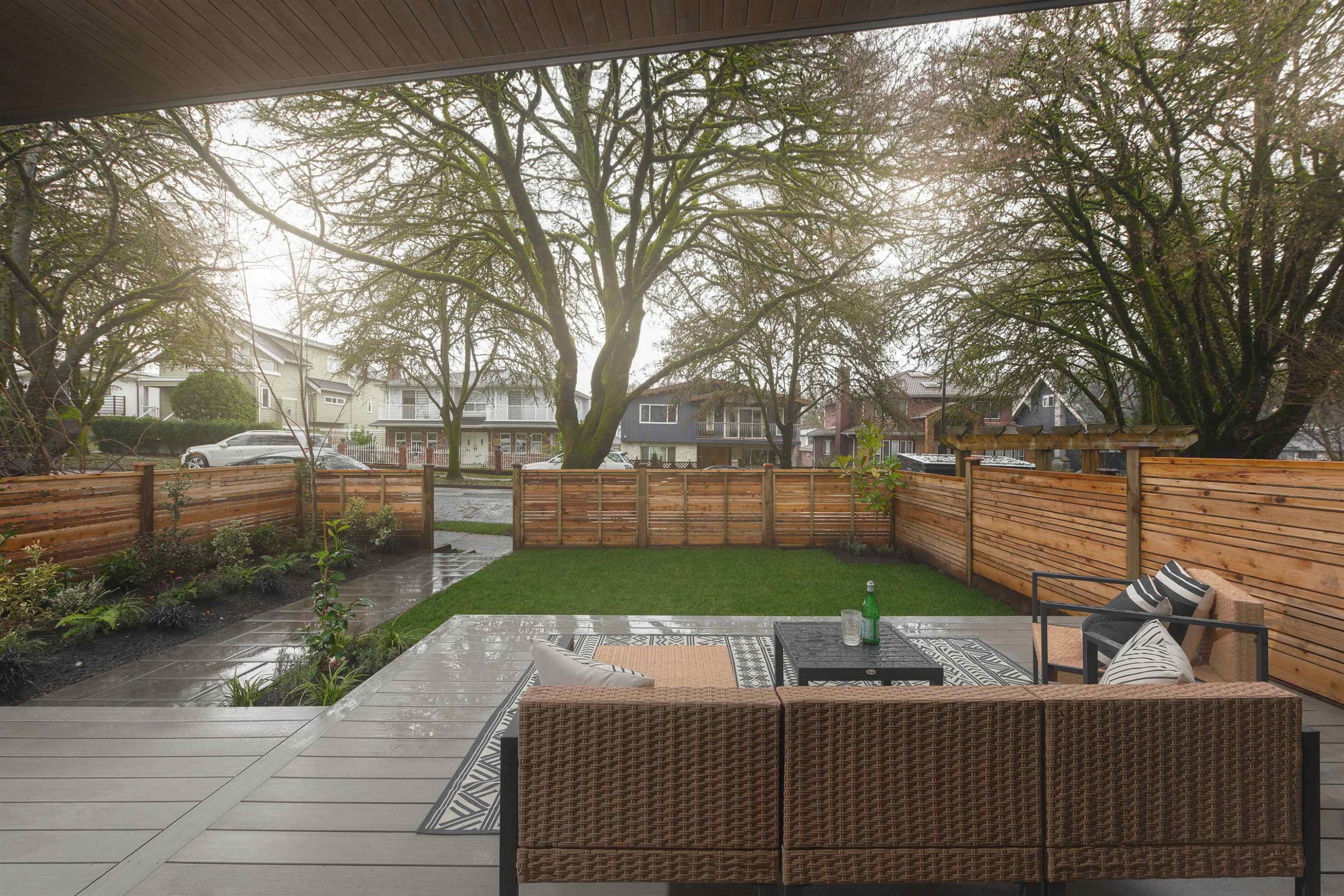 1-476 20Th Avenue E, Vancouver, BC