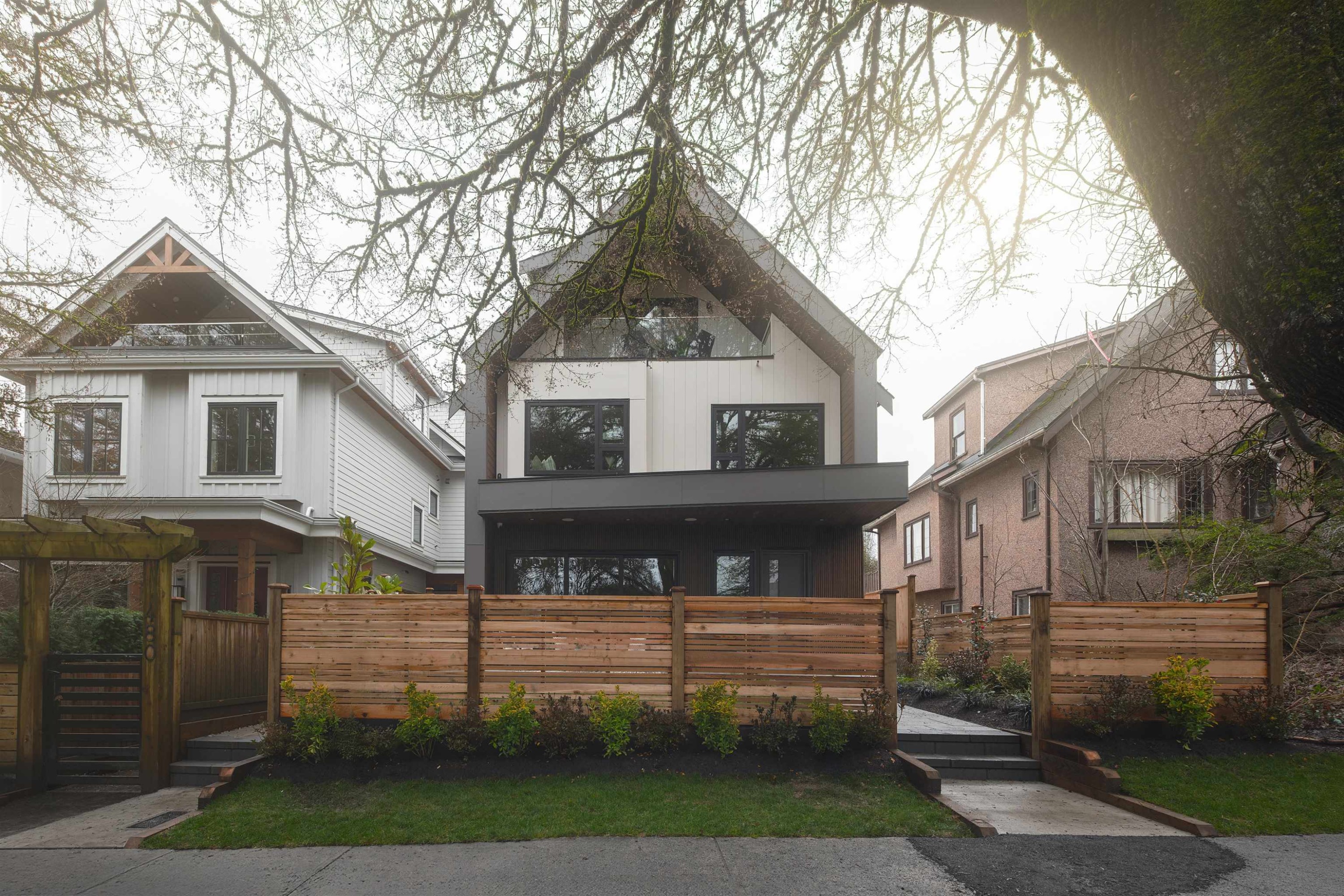 1-476 20Th Avenue E, Vancouver, BC