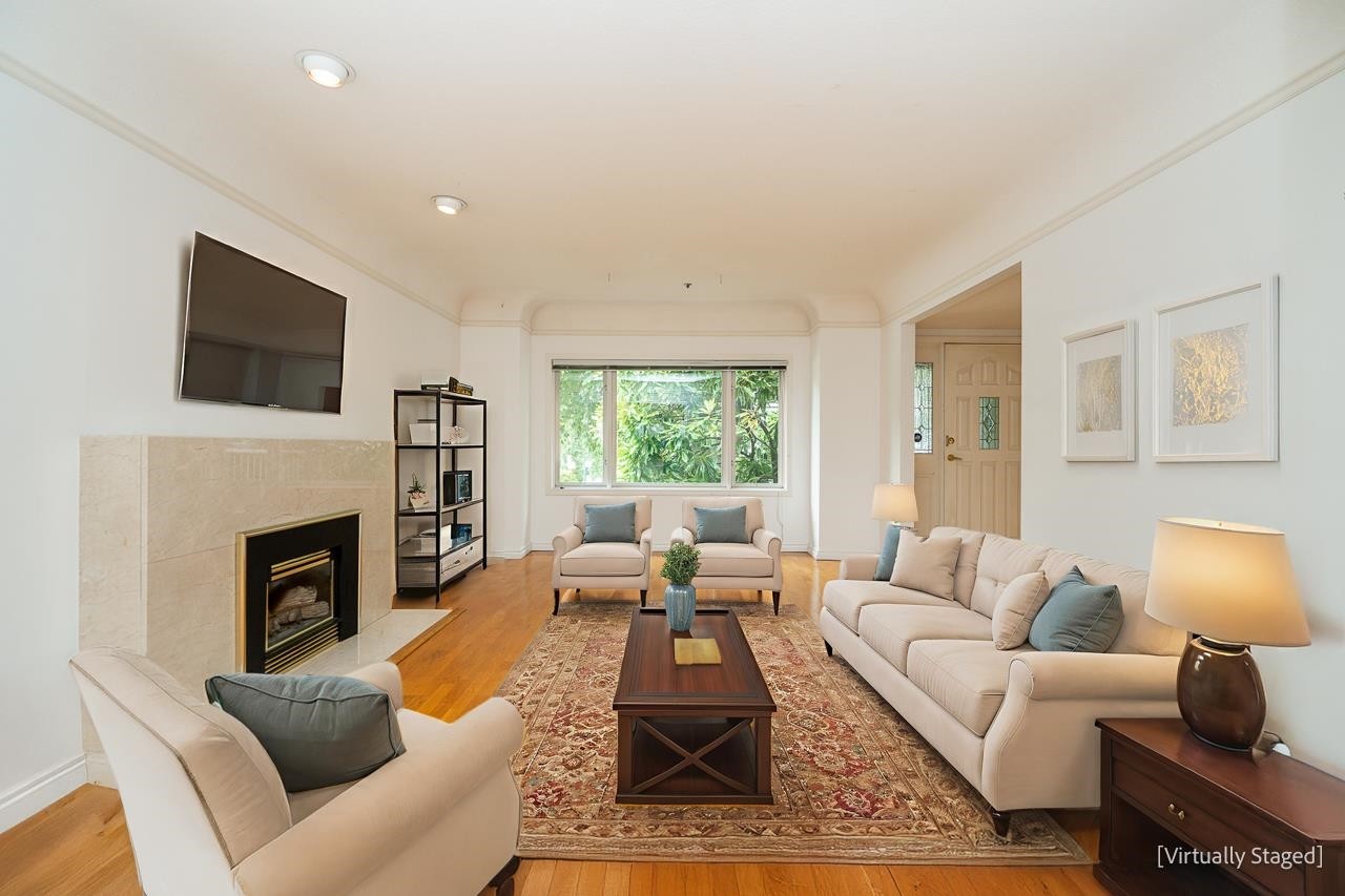 1796 14Th Avenue W, Vancouver, BC