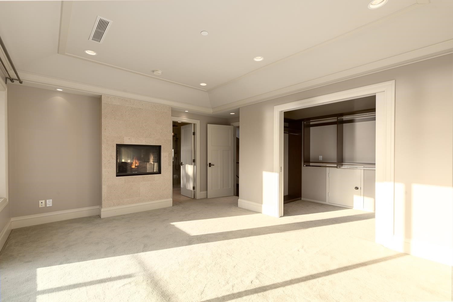 2566 Marine Drive, West Vancouver, BC