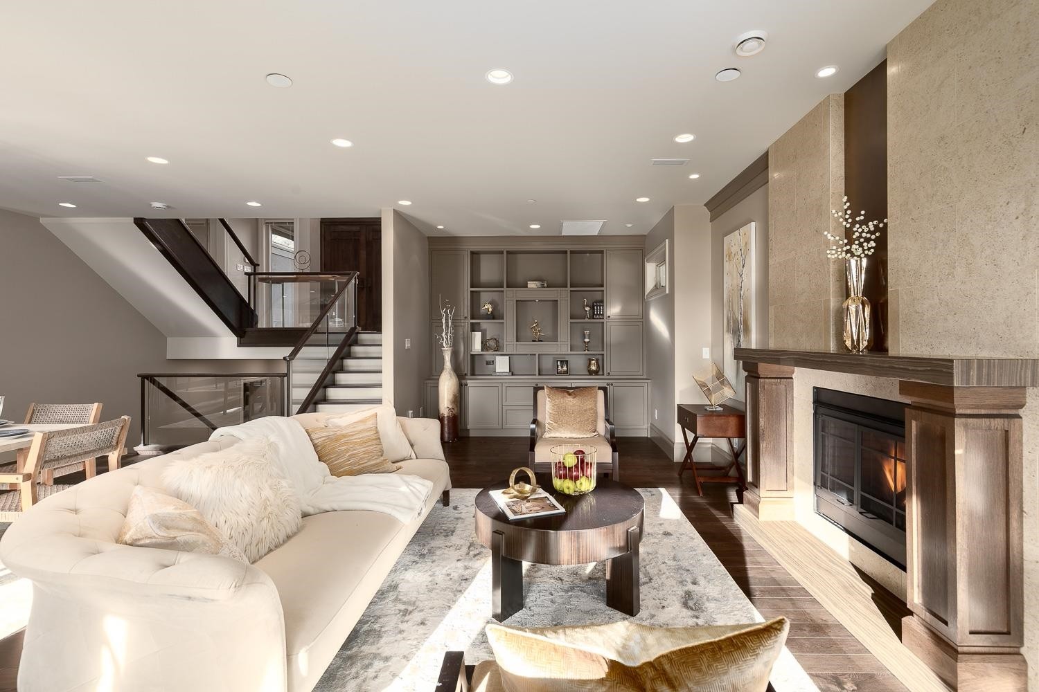 2566 Marine Drive, West Vancouver, BC