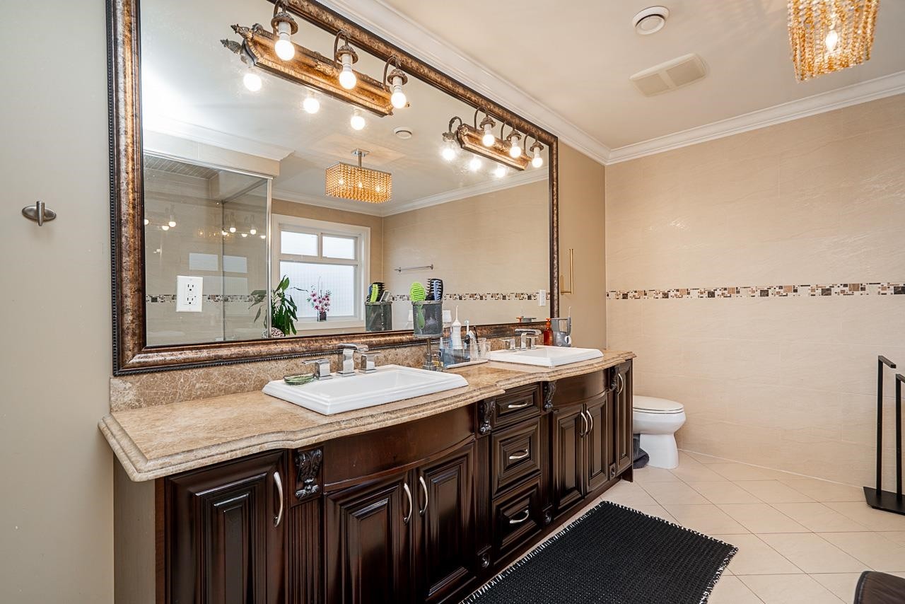 8800 Moore Road, Richmond, BC