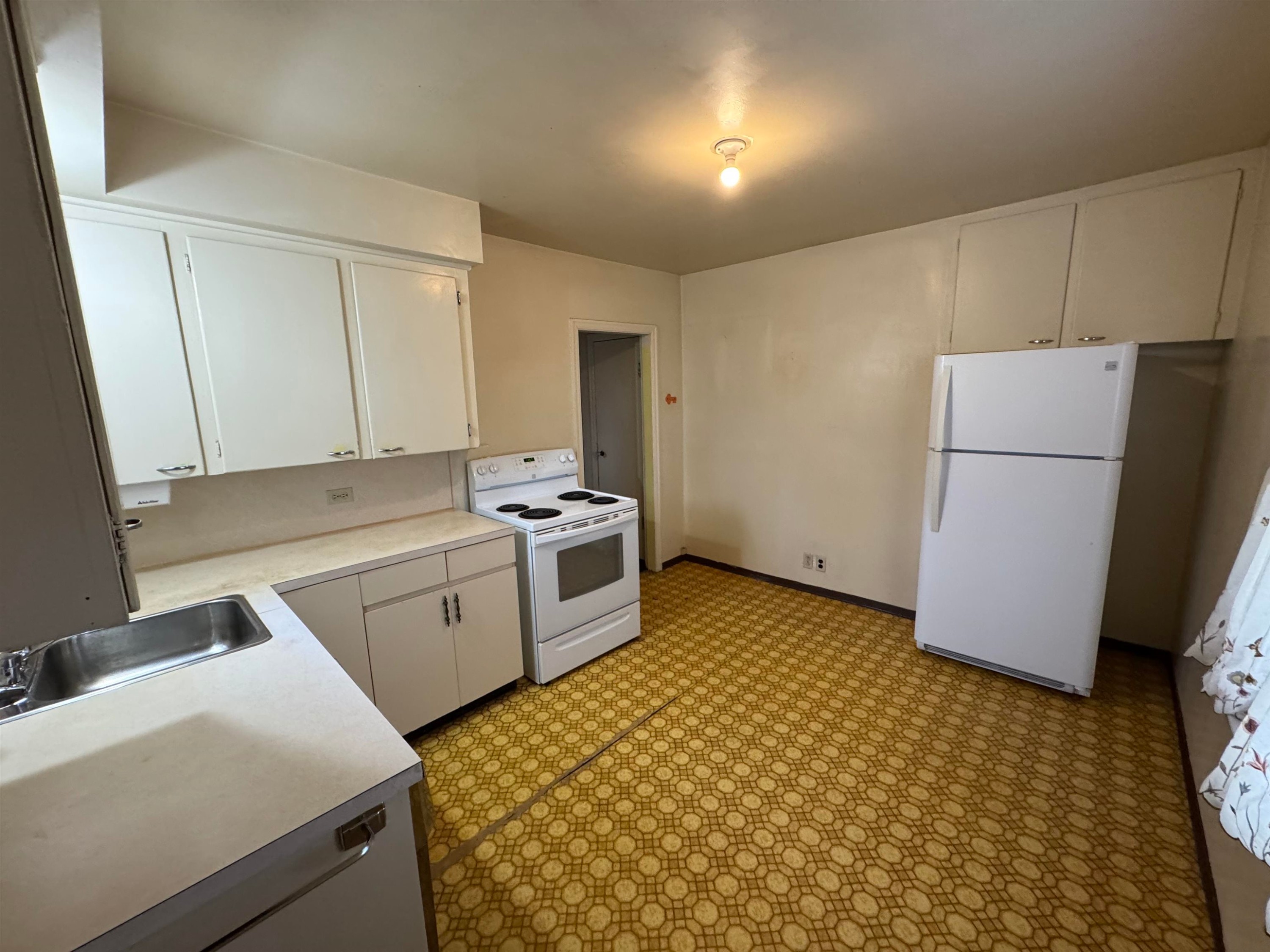 2121 48Th Avenue E, Vancouver, BC