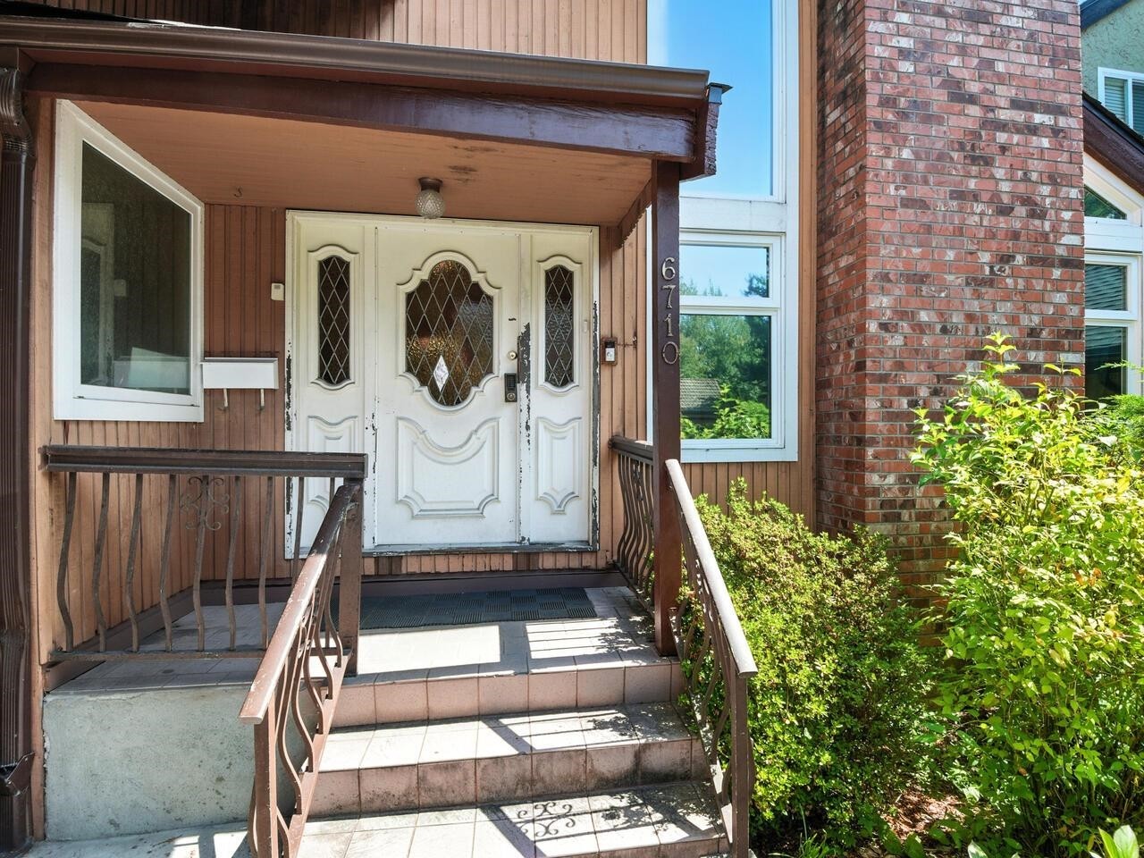 6710 Radisson Street, Vancouver, BC