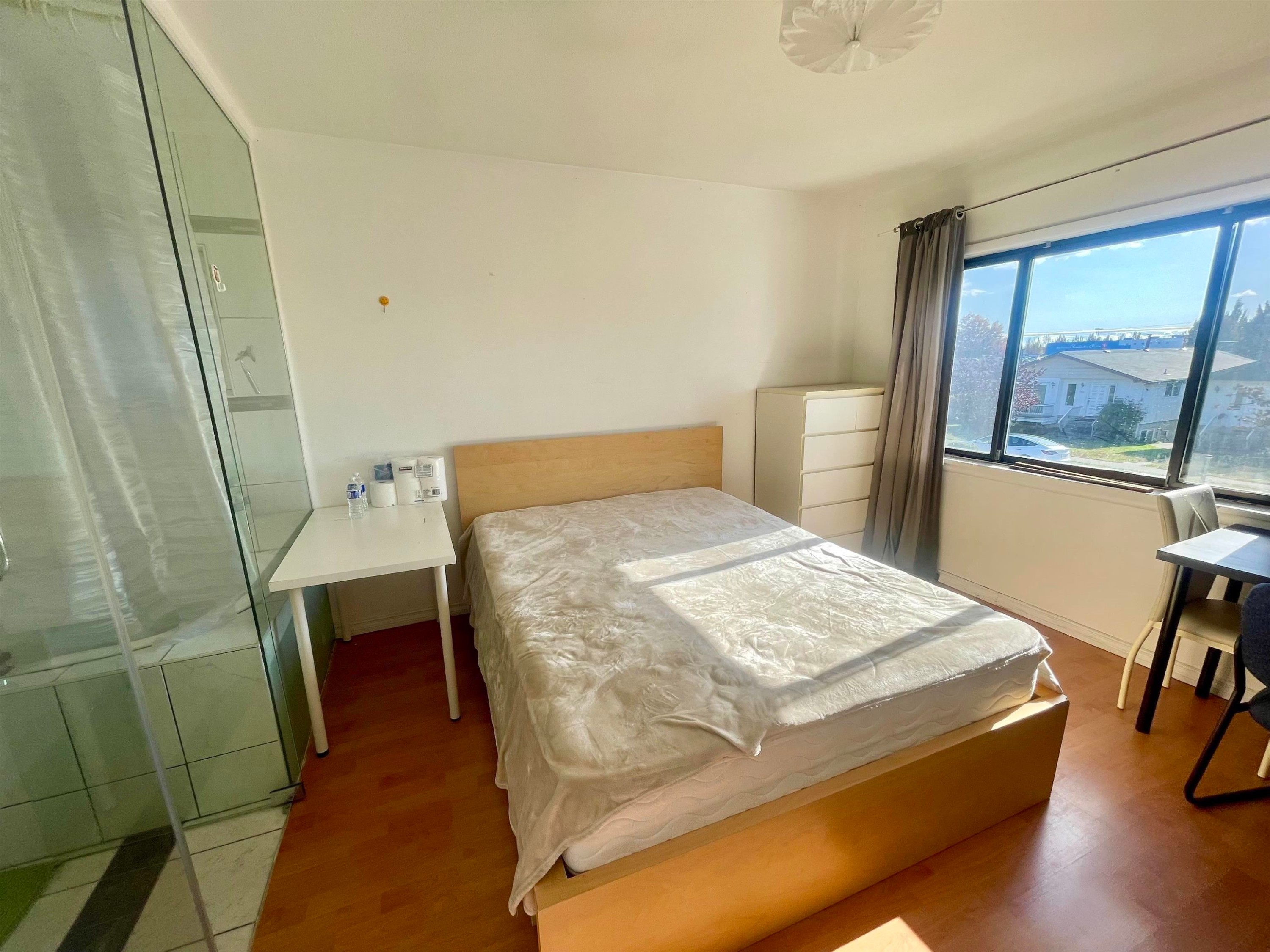 261 65Th Avenue E, Vancouver, BC